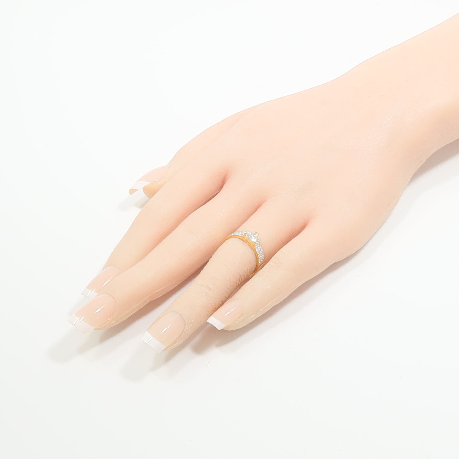 JEWELRY 18K黃金/白金Diamond Ring鑽石戒指