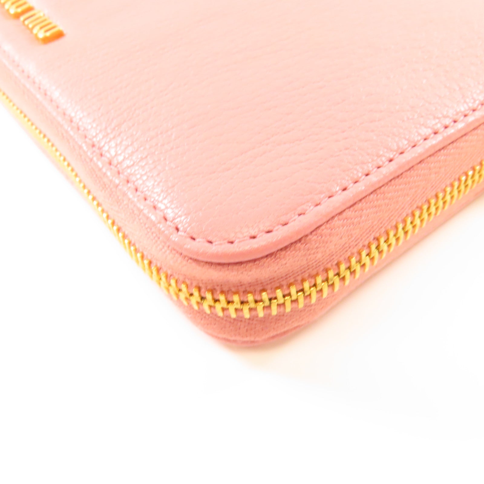 Miu Miu 牛皮皮革Long Wallet金扣長錢包粉紅色