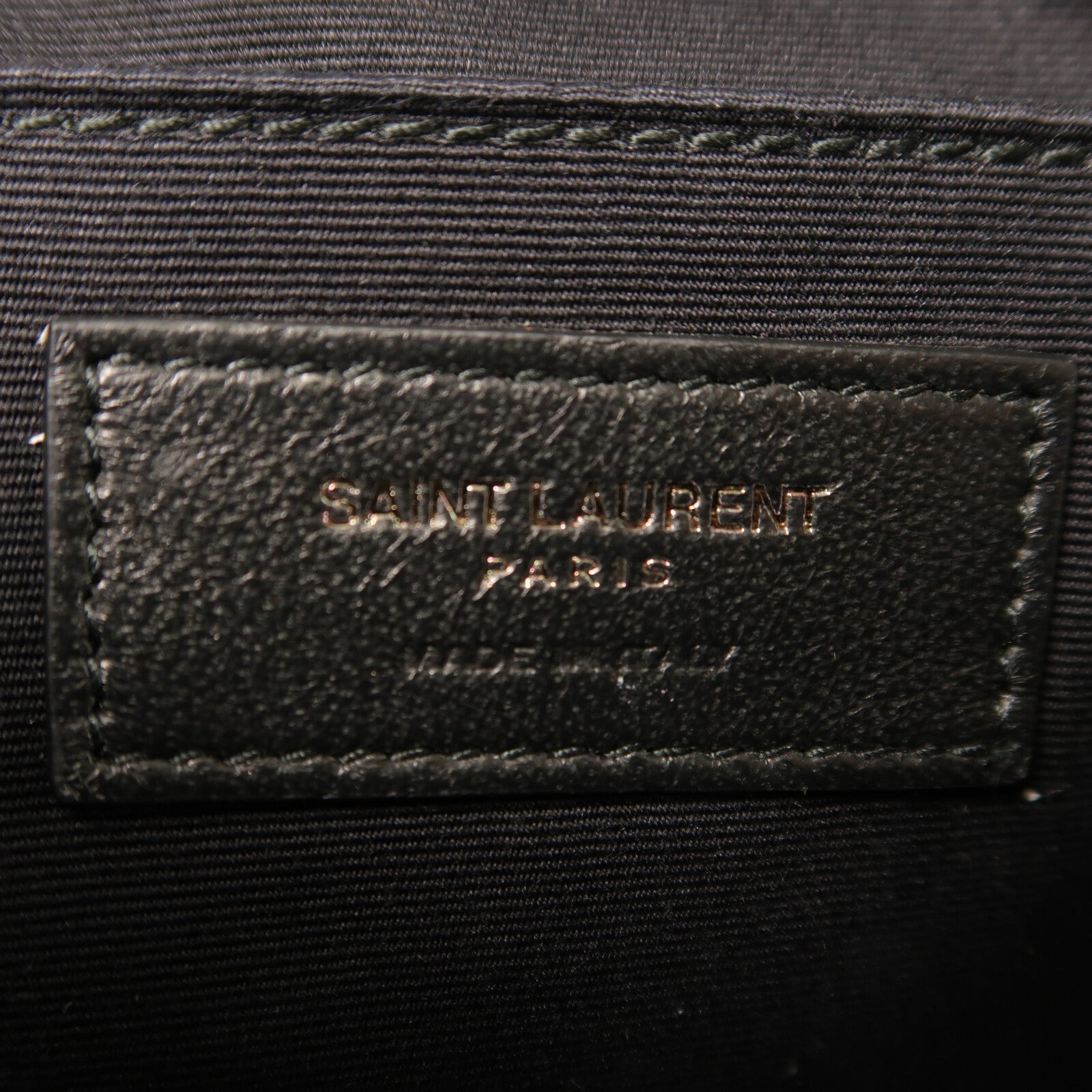 SAINT LAURENT 牛皮皮革Lou Camera銀扣肩背袋