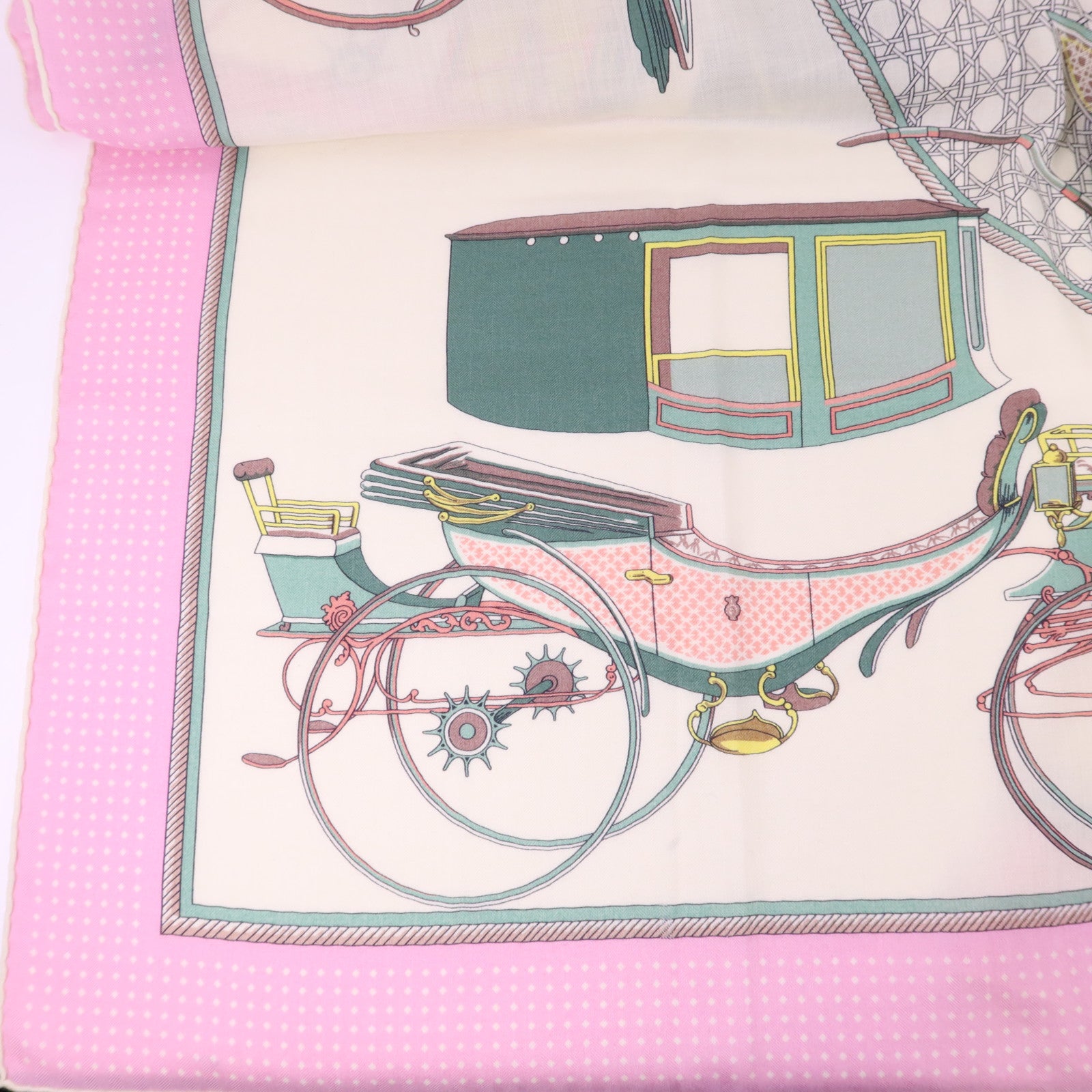 HERMES 絲質/羊絨Scarf 140X140絲巾