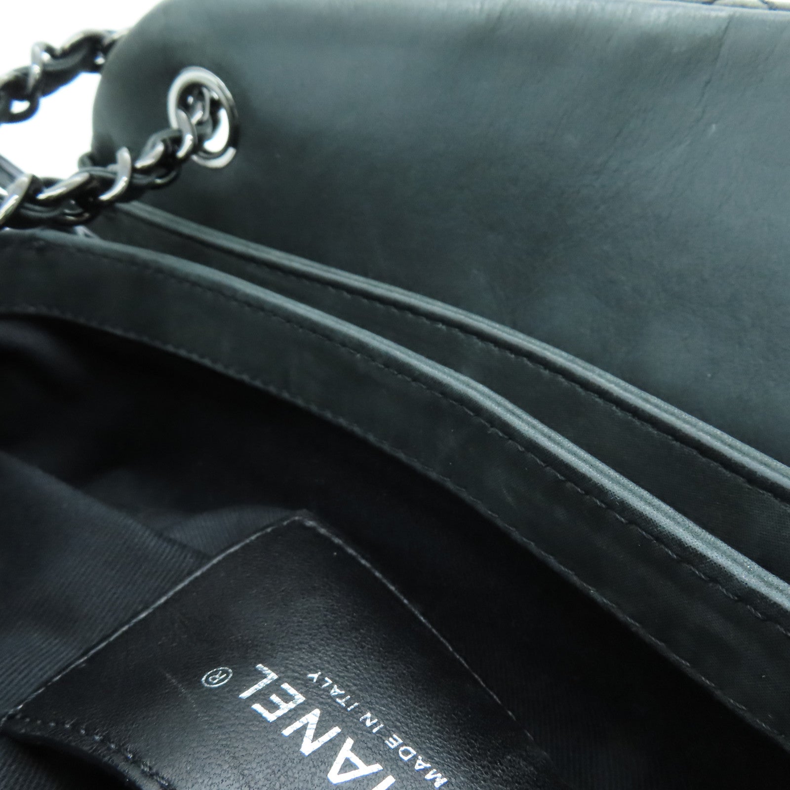 CHANEL cowhide leather Chain Shoulder shoulder bag dark green