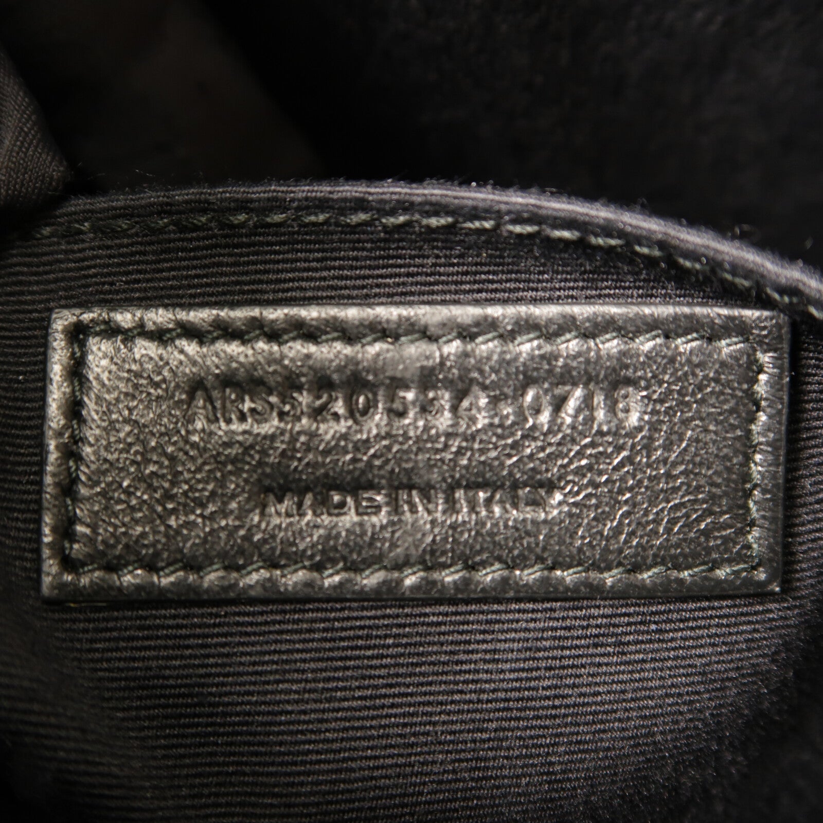 SAINT LAURENT 牛皮皮革Lou Camera銀扣肩背袋