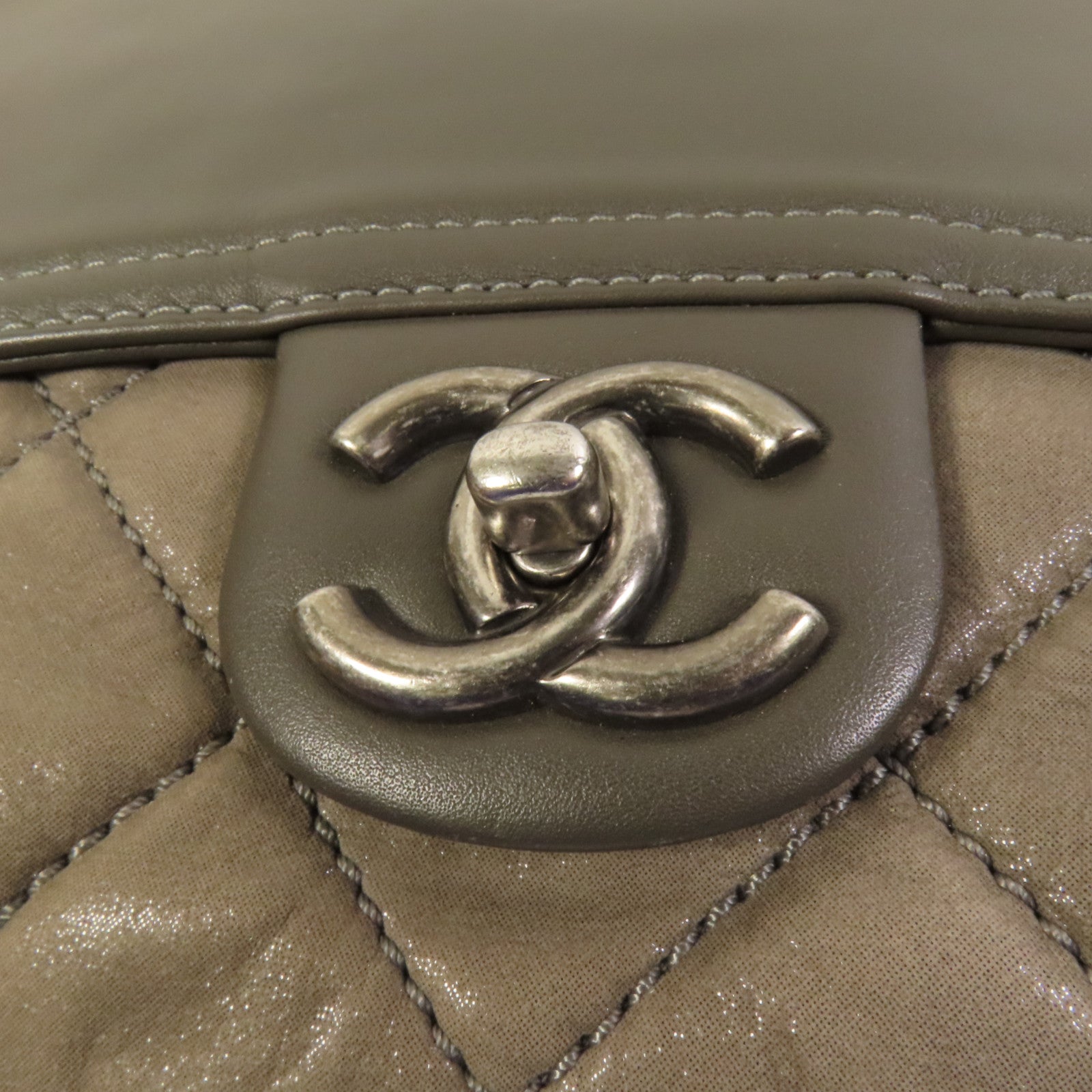 CHANEL 牛皮皮革Chain Shoulder銀扣鏈帶肩背袋