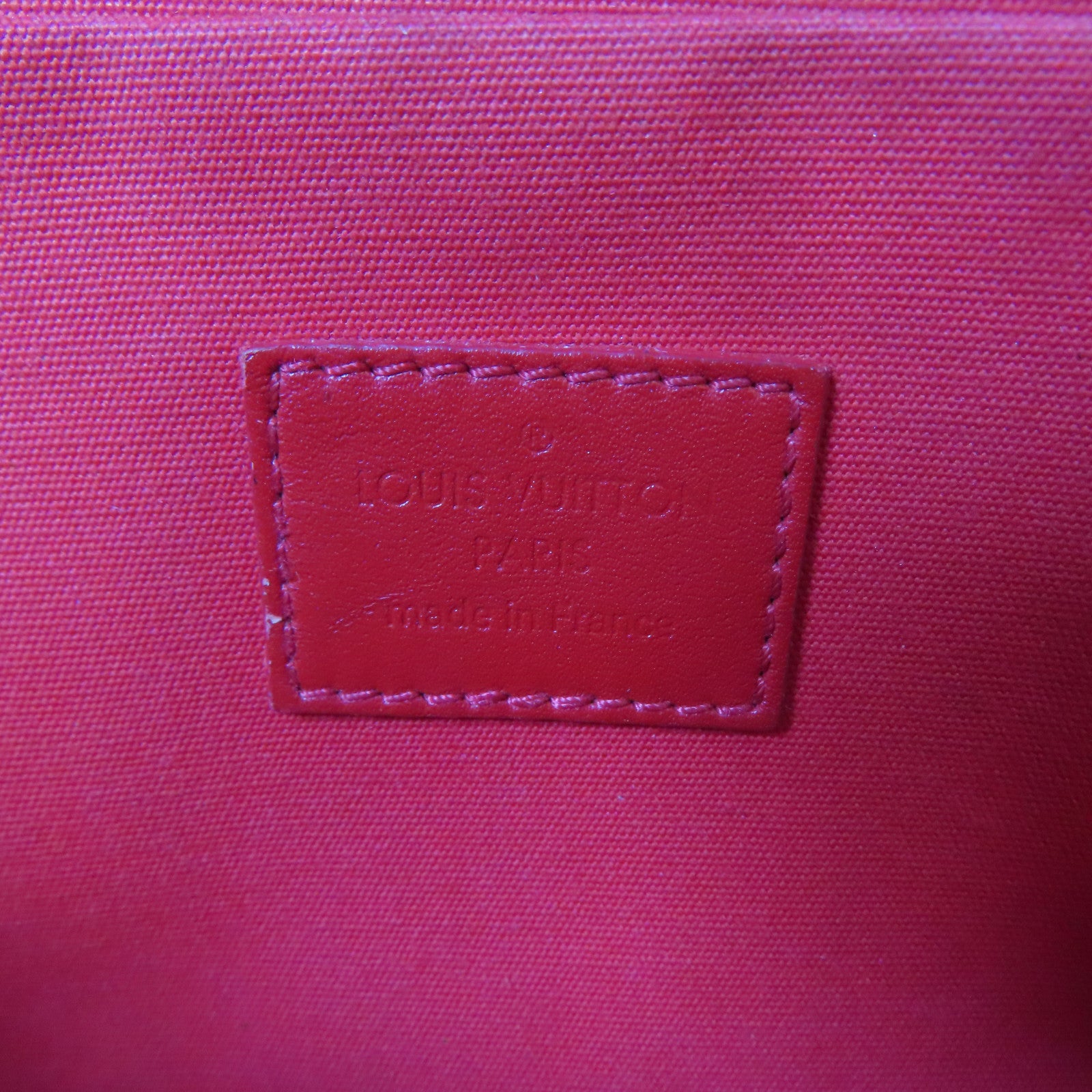 LOUIS VUITTON Vernis Pochette Felicie金扣鏈帶肩背袋紅色
