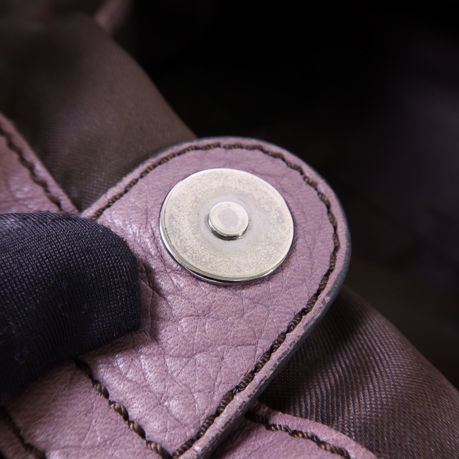 TOD'S 牛皮皮革Ivy Sacca Media Hobo銀扣肩背袋