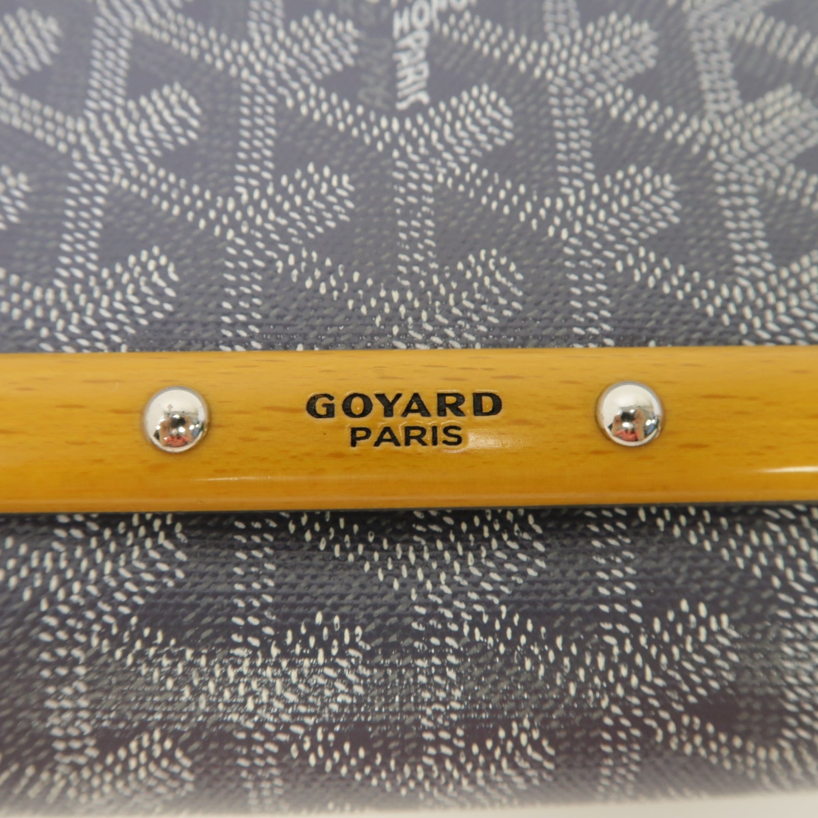 GOYARD 【激減優惠】塗層帆布Pochette Monte銀扣肩背袋灰色