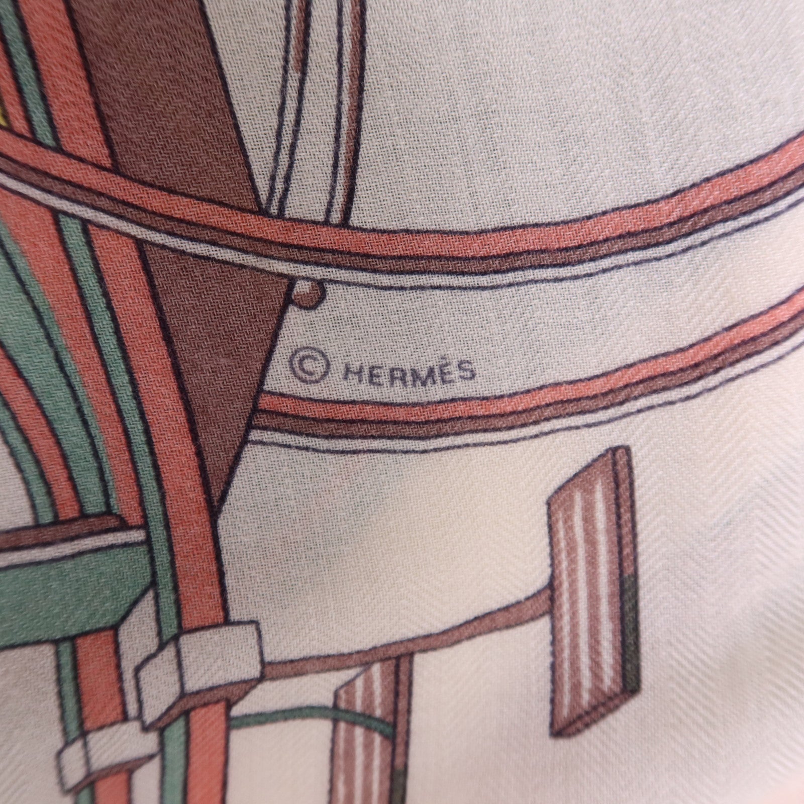 HERMES 絲質/羊絨Scarf 140X140絲巾
