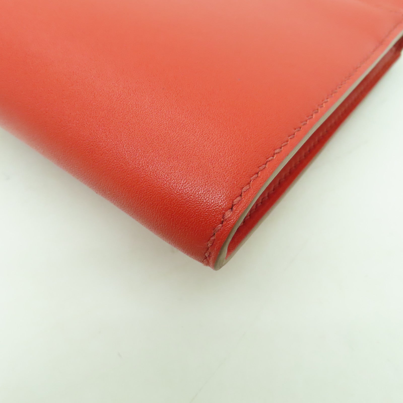 HERMES 【激減優惠】Tadelakt皮革Sac Rock Clutch金扣手拿包Capucine紅色