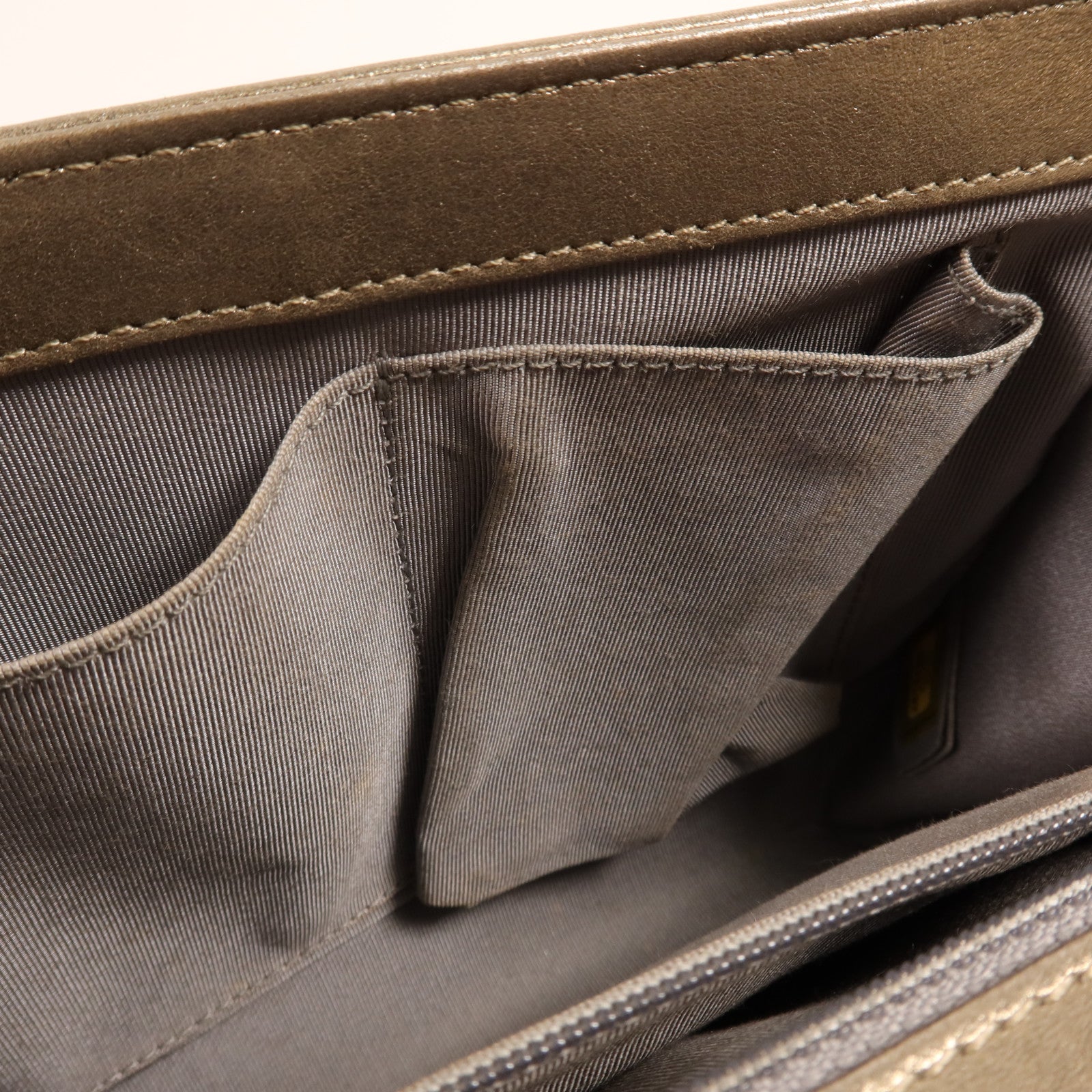 CHANEL 羊皮皮革Boy 28鏈帶肩背袋