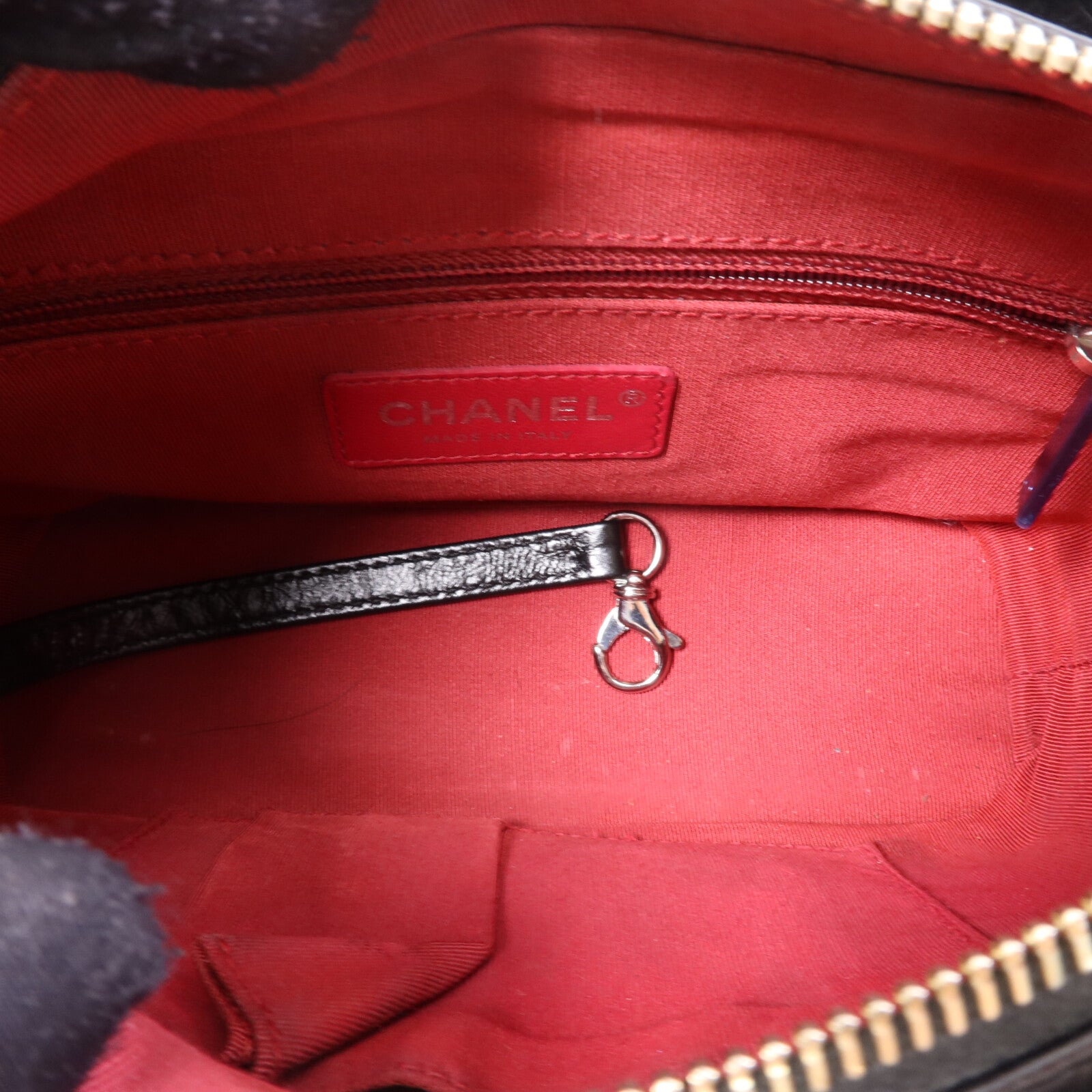 CHANEL 牛皮皮革Gabrielle Small鏈帶肩背袋