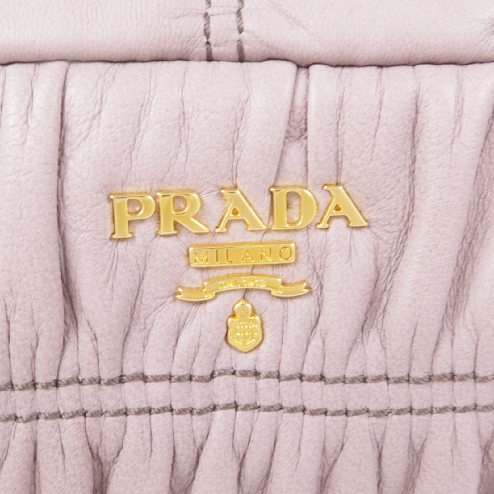 PRADA 牛皮皮革Clutch Bag金扣手拿包