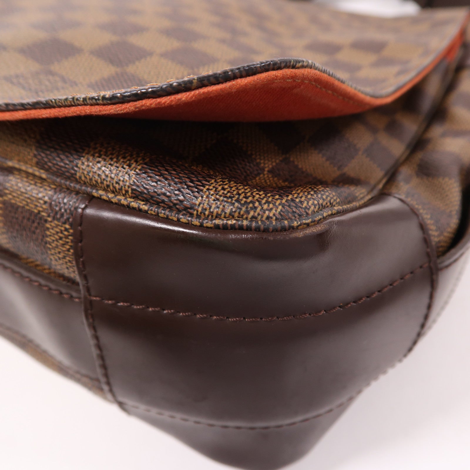 LOUIS VUITTON Damier Bastille金扣肩背袋
