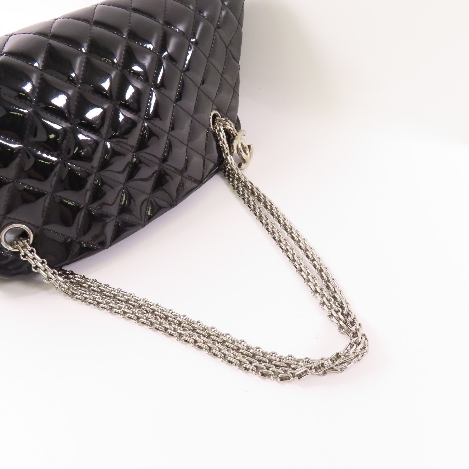 CHANEL 漆皮皮革Chain Shoulder銀扣鏈帶肩背袋