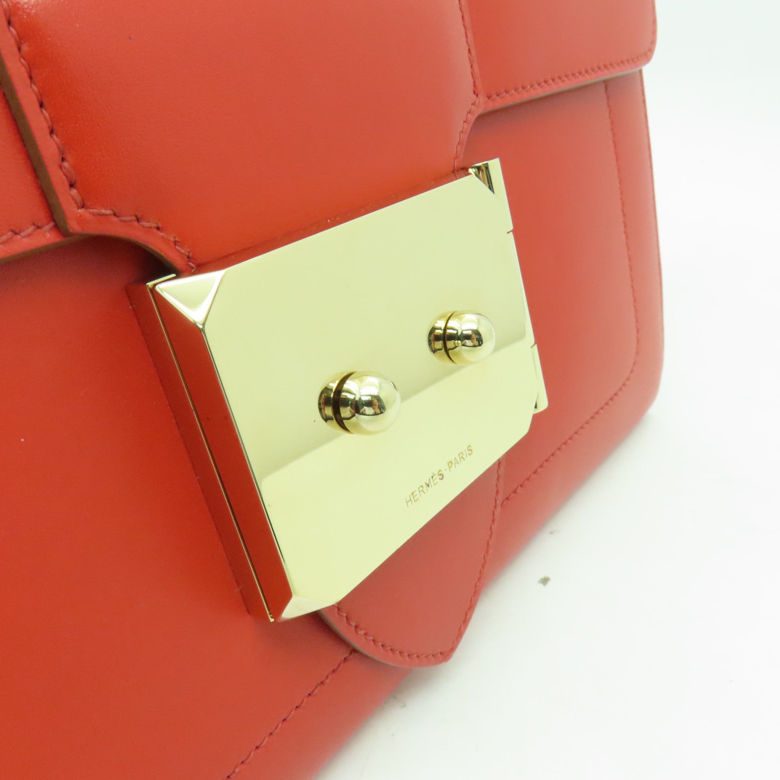 HERMES 【激減優惠】Tadelakt皮革Sac Rock Clutch金扣手拿包Capucine紅色