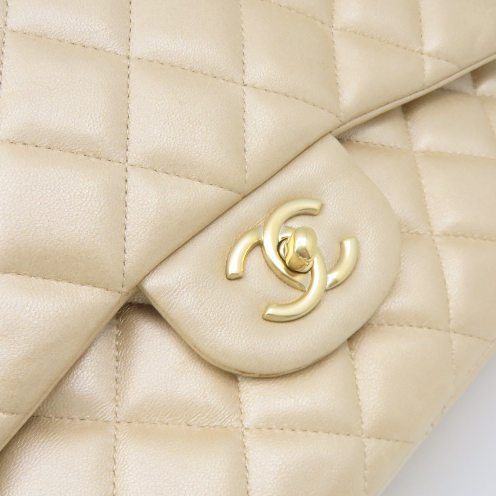 CHANEL 【激減優惠】菱格羊皮皮革Jumbo Chain Shoulder Bag金扣鏈帶肩背袋金色