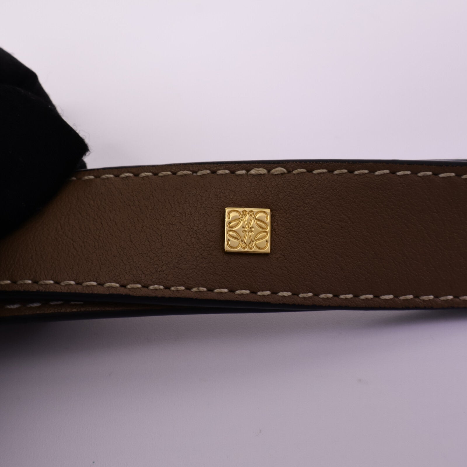 LOEWE 牛皮皮革Hammock Small手挽肩背兩用袋