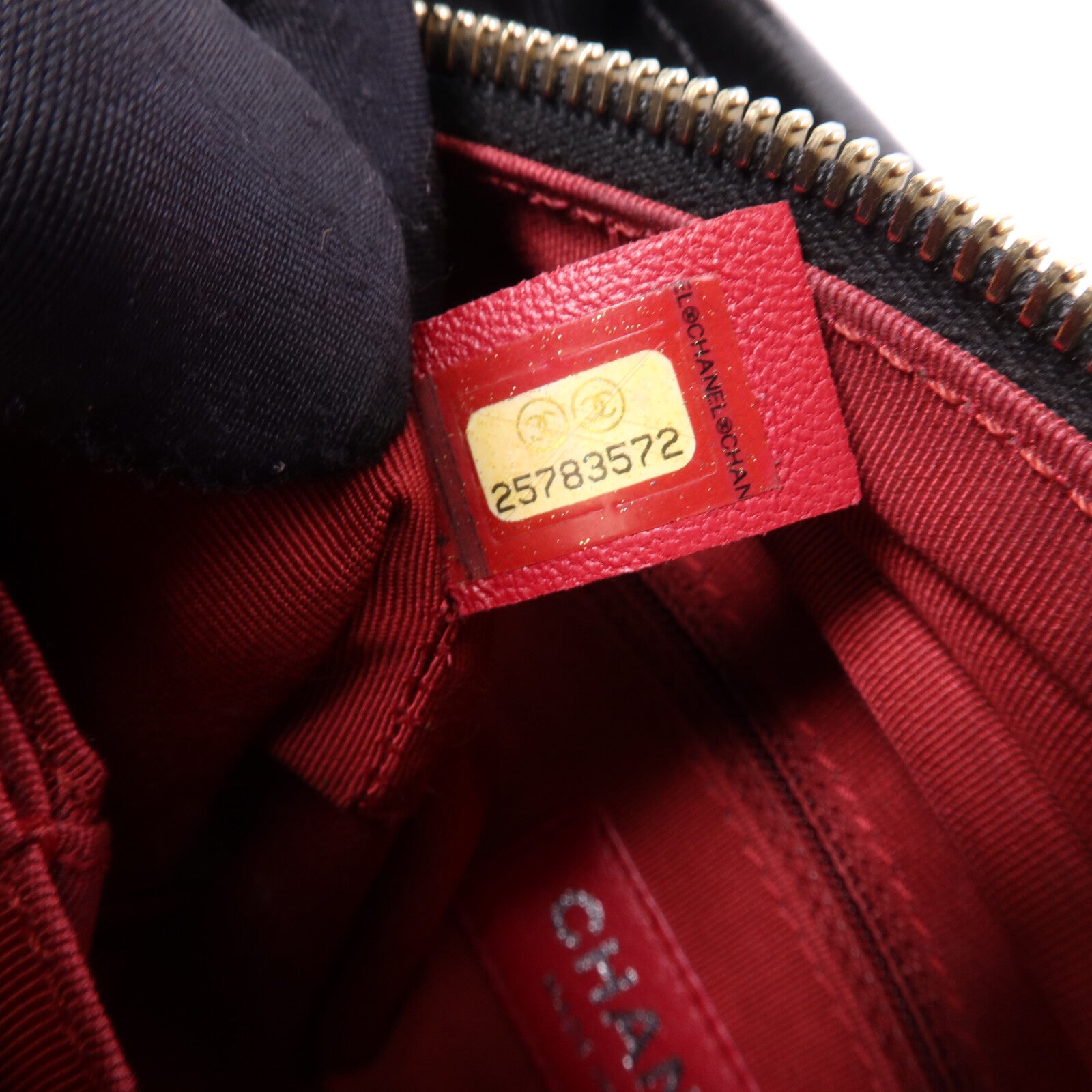 CHANEL 牛皮皮革Gabrielle Small鏈帶肩背袋