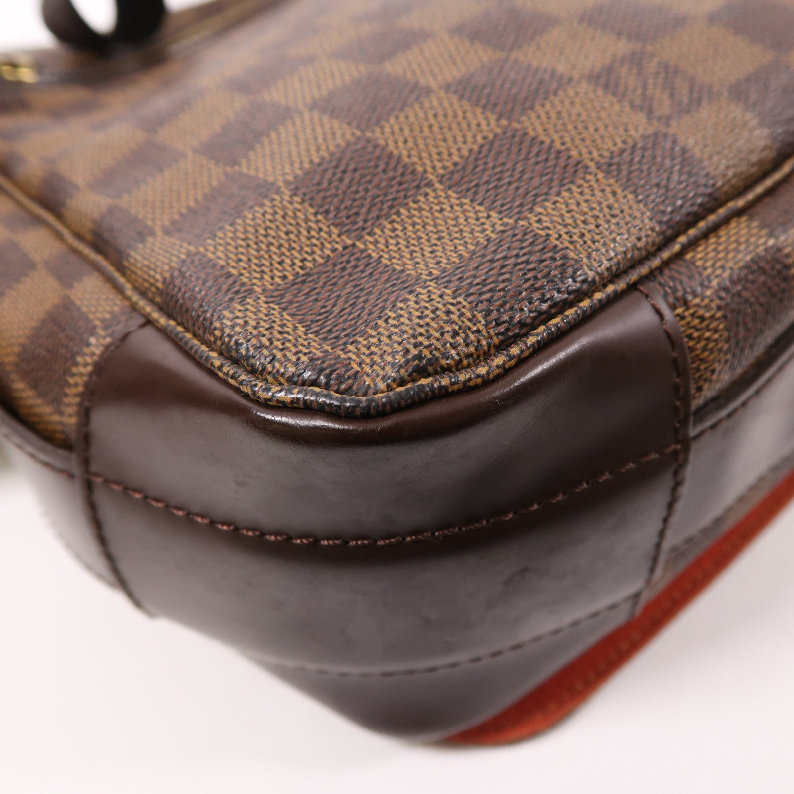 LOUIS VUITTON Damier Bastille金扣肩背袋