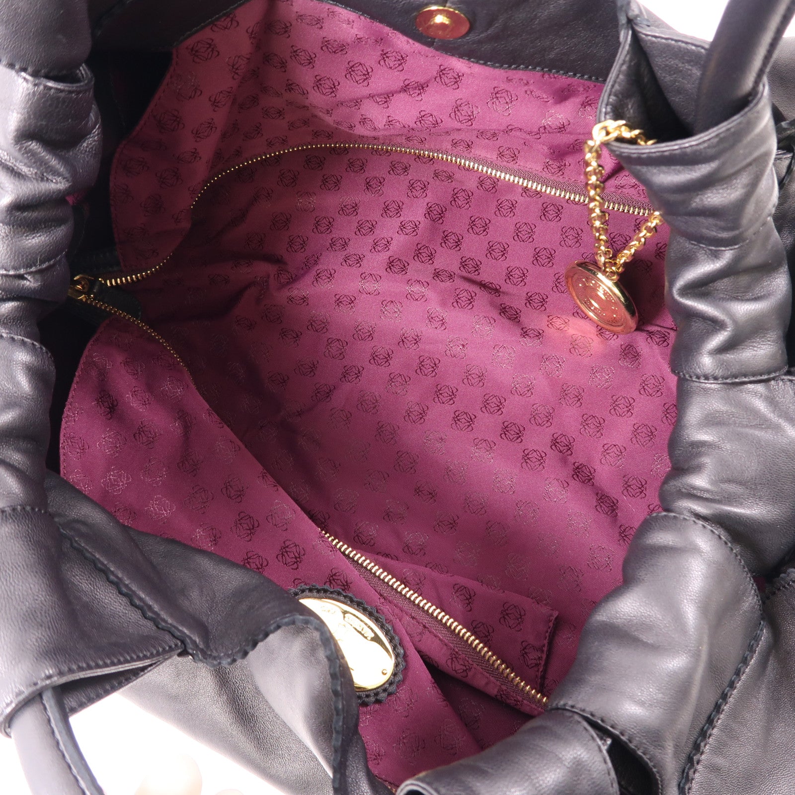 LOEWE 羊皮皮革Nappa Aire金扣手挽袋