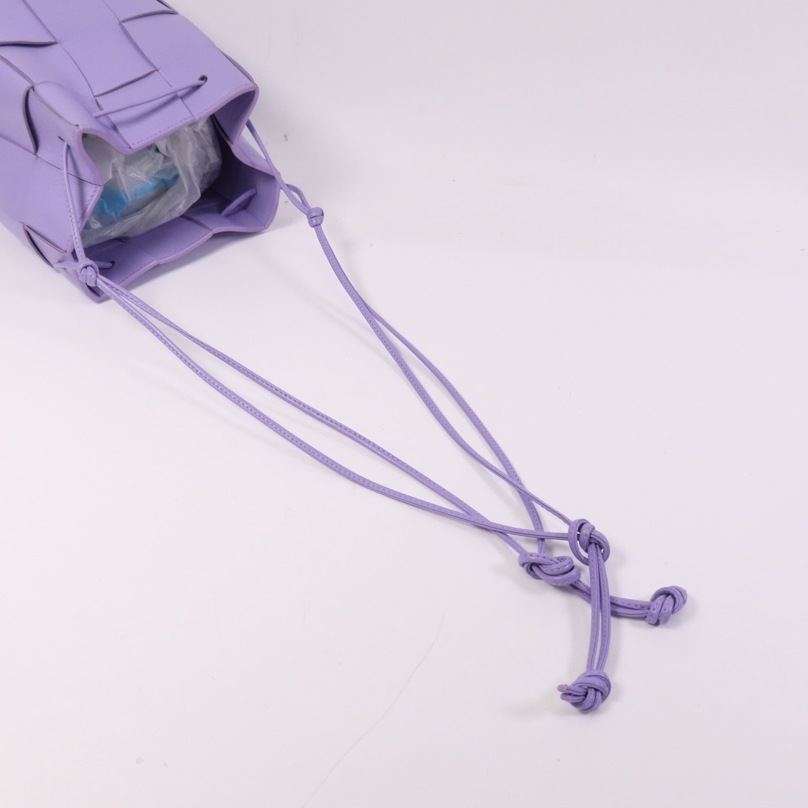 BOTTEGA VENETA 【激減優惠】牛皮皮革Mini Cassette Bucket肩背袋