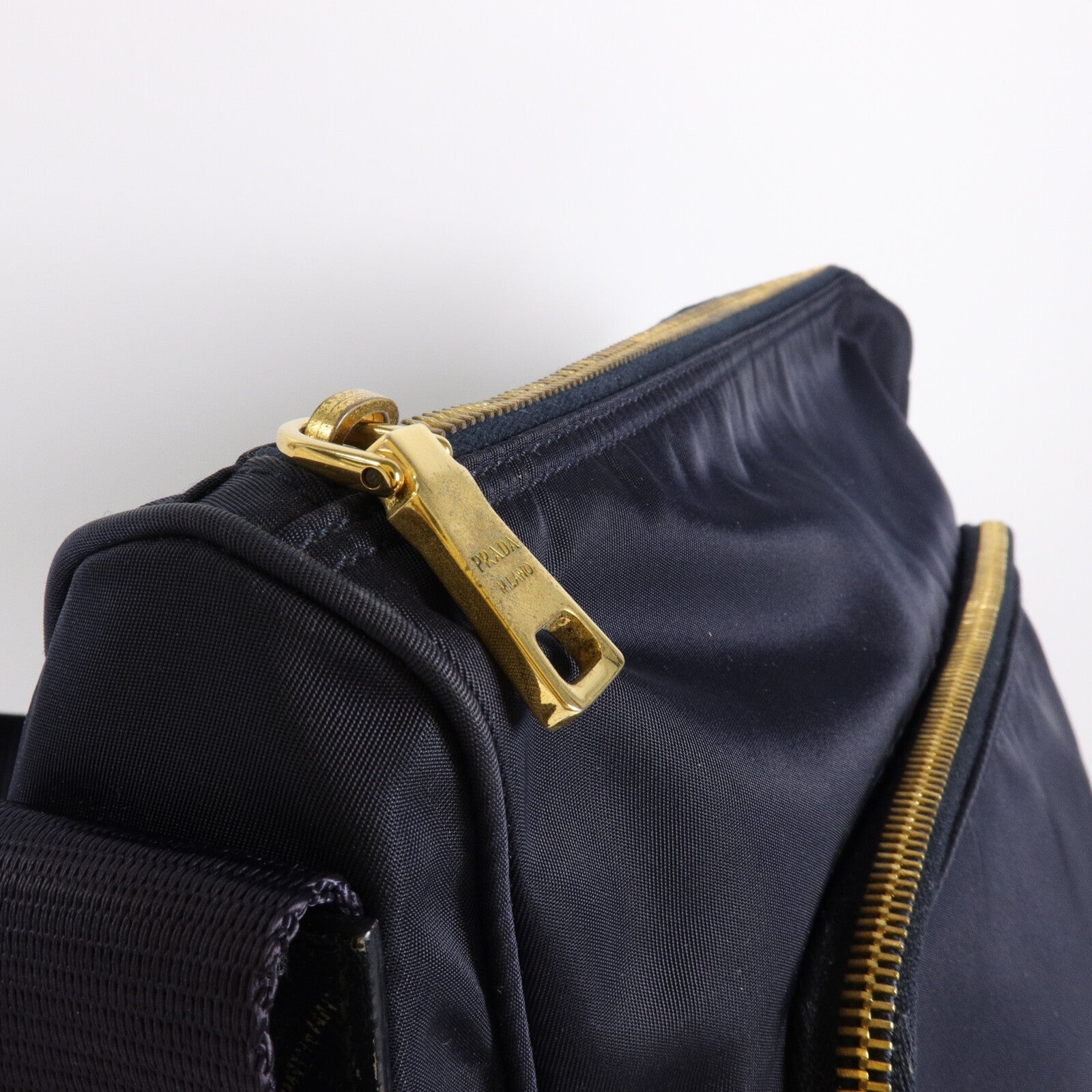 PRADA 尼龍Messenger Bag肩背袋