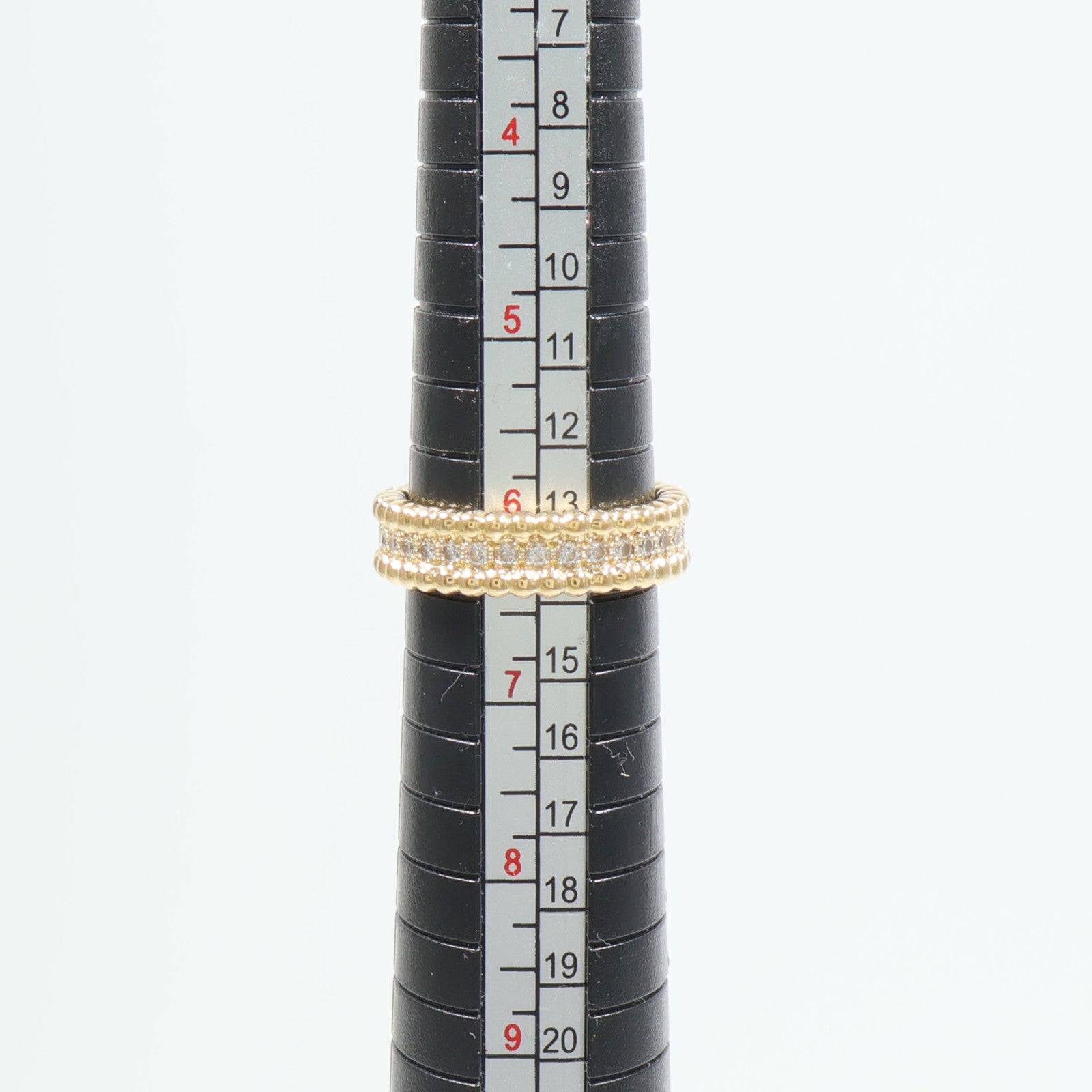 Van Cleef & Arpels 18K黃金Perlee Diamond鑽石戒指