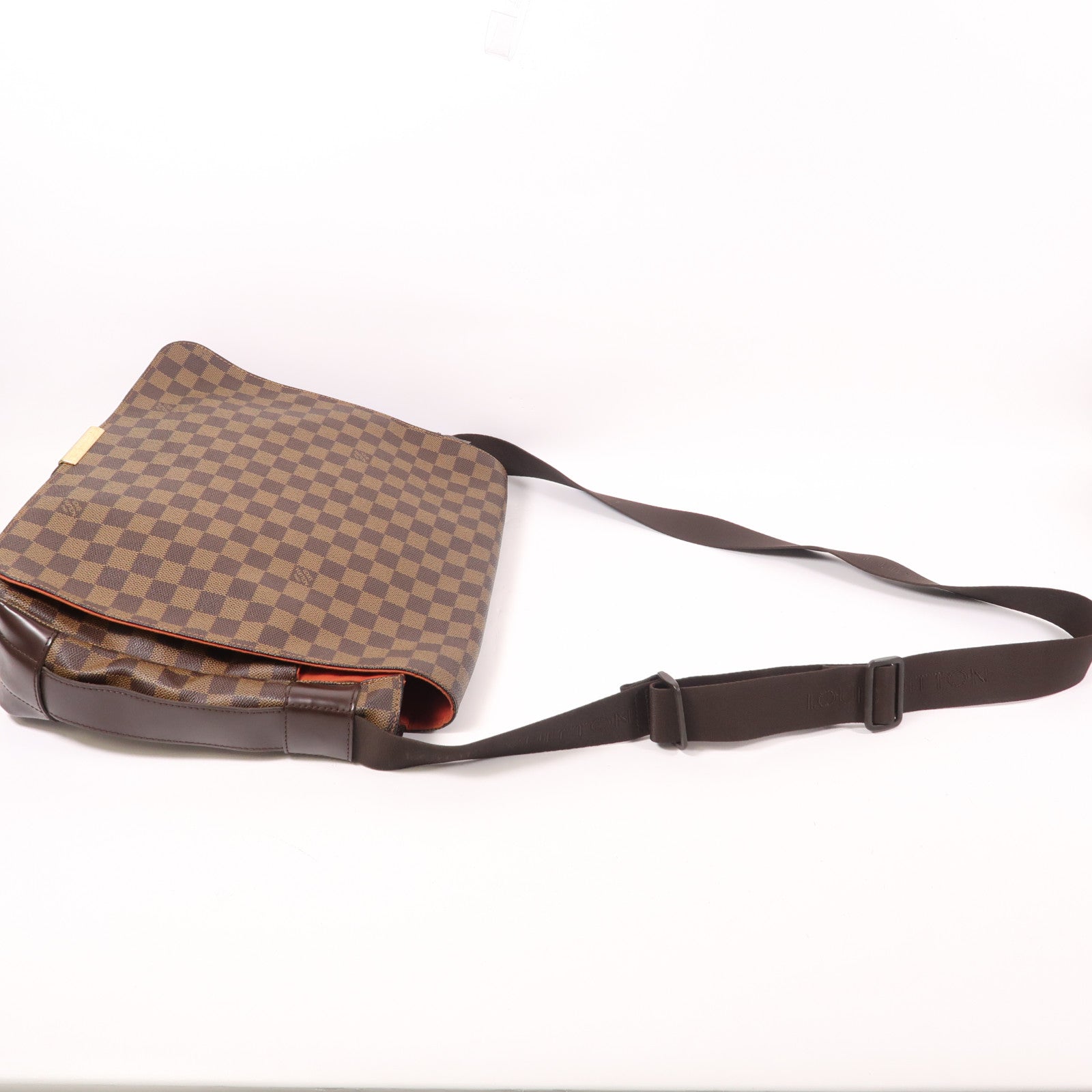 LOUIS VUITTON Damier Bastille金扣肩背袋