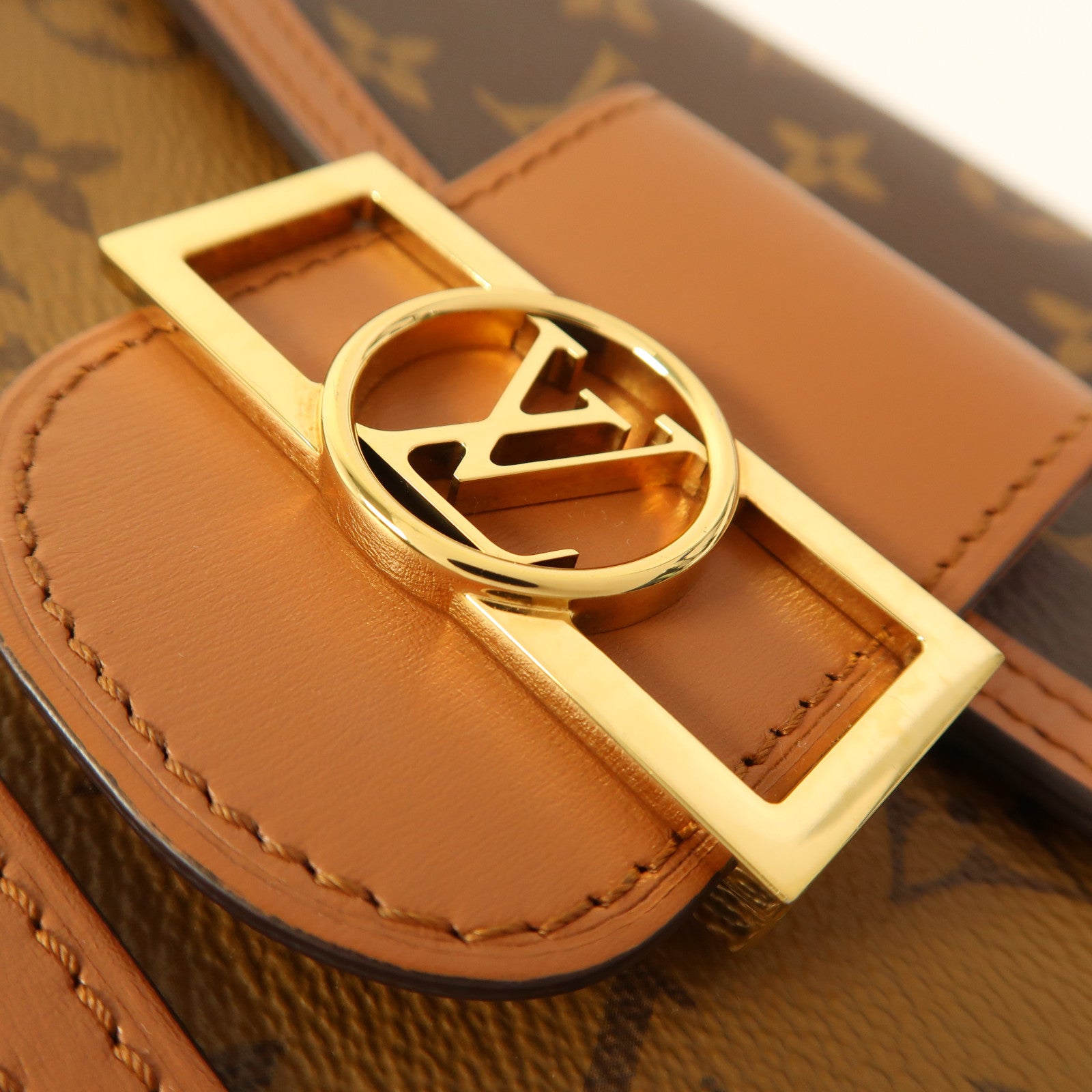 LOUIS VUITTON Monogram Reverse Mini Dauphine金扣肩背袋