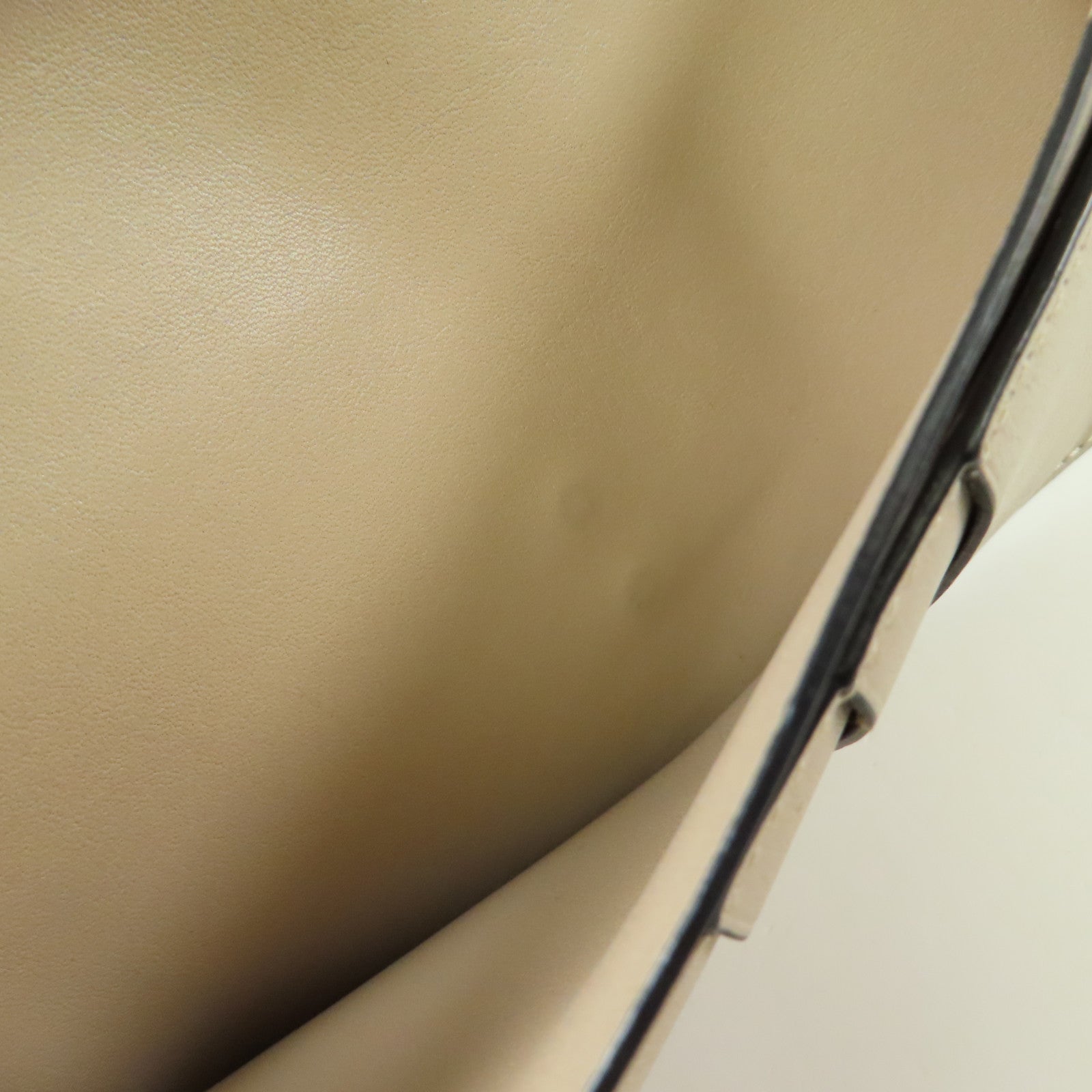 LOEWE 牛皮皮革Large Vertical Wallet銀扣長錢包