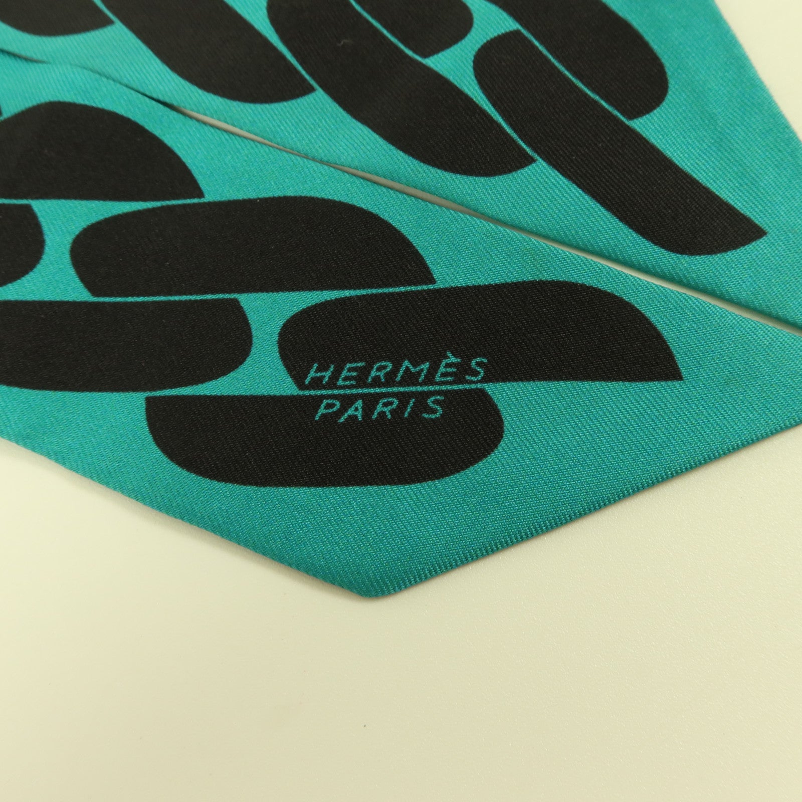 HERMES 絲質Twilly絲巾