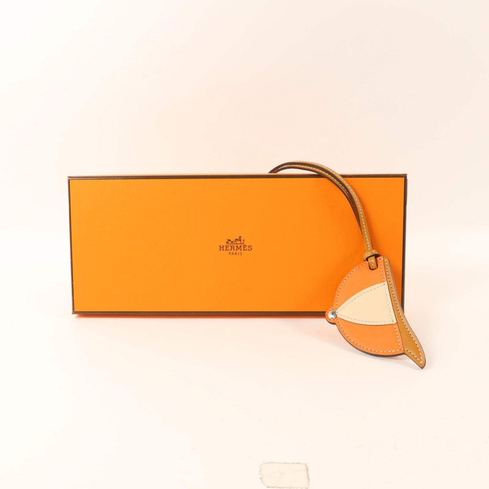 HERMES Swift皮革Paddock Bombe Charm掛飾