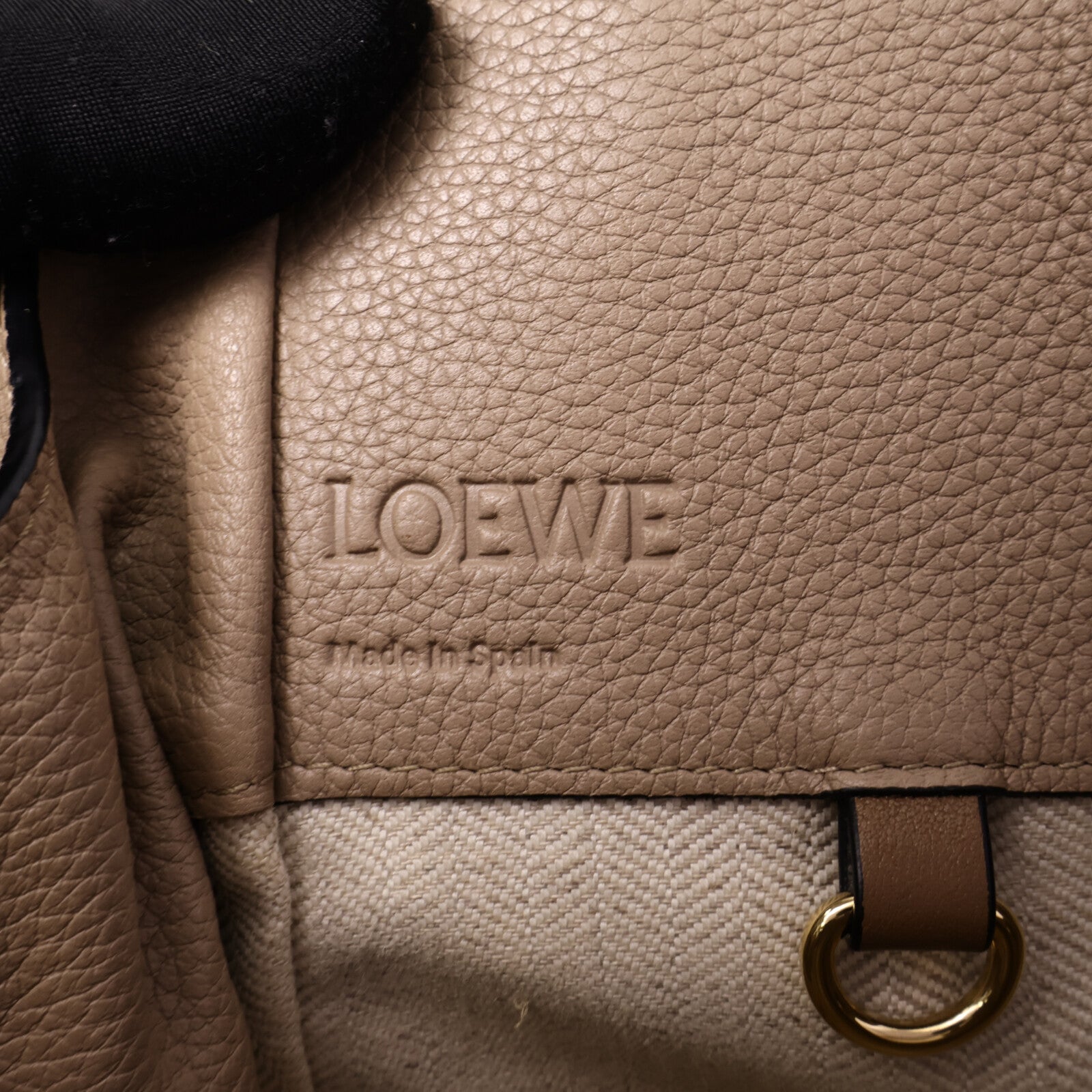 LOEWE 牛皮皮革Hammock Small手挽肩背兩用袋