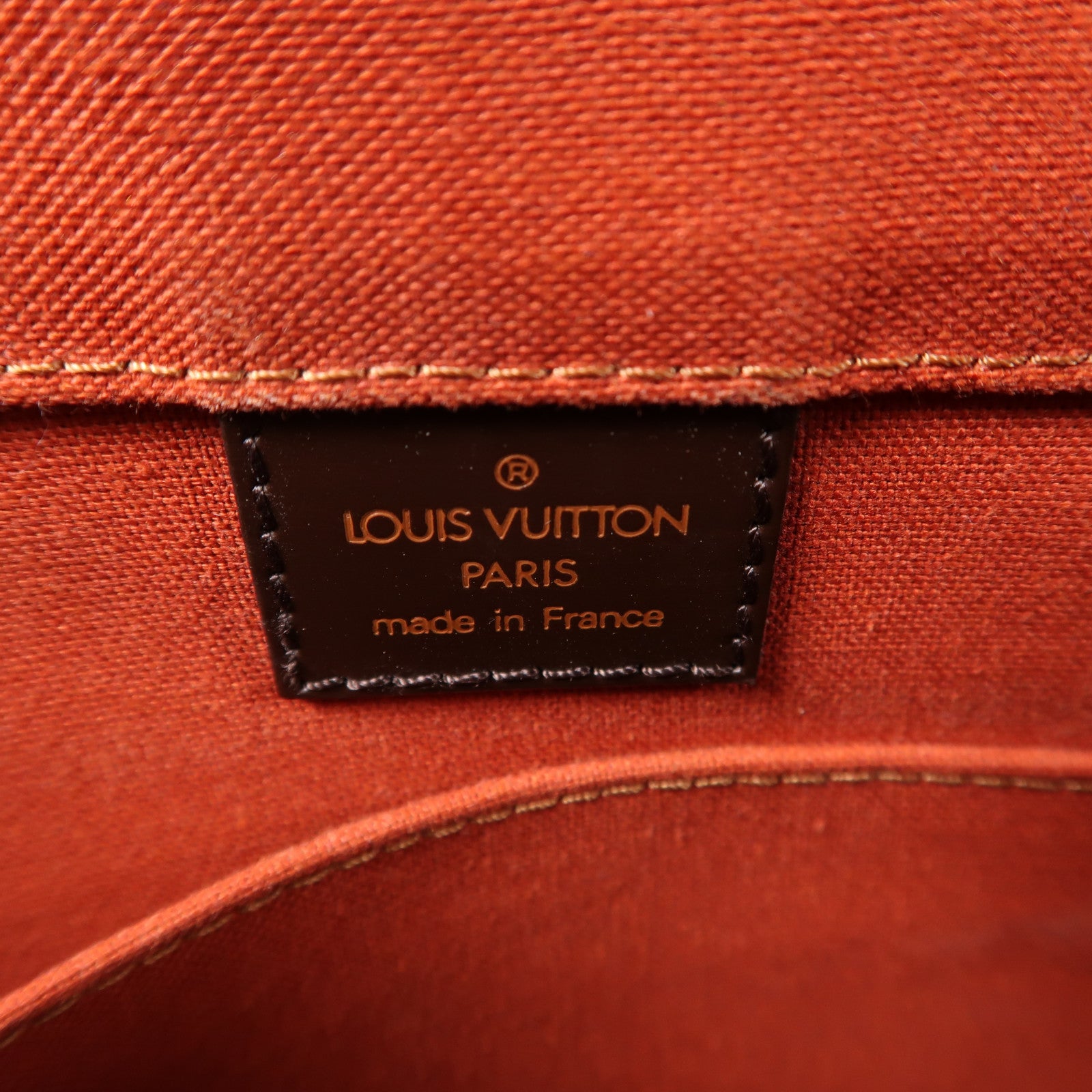 LOUIS VUITTON Damier Bastille金扣肩背袋
