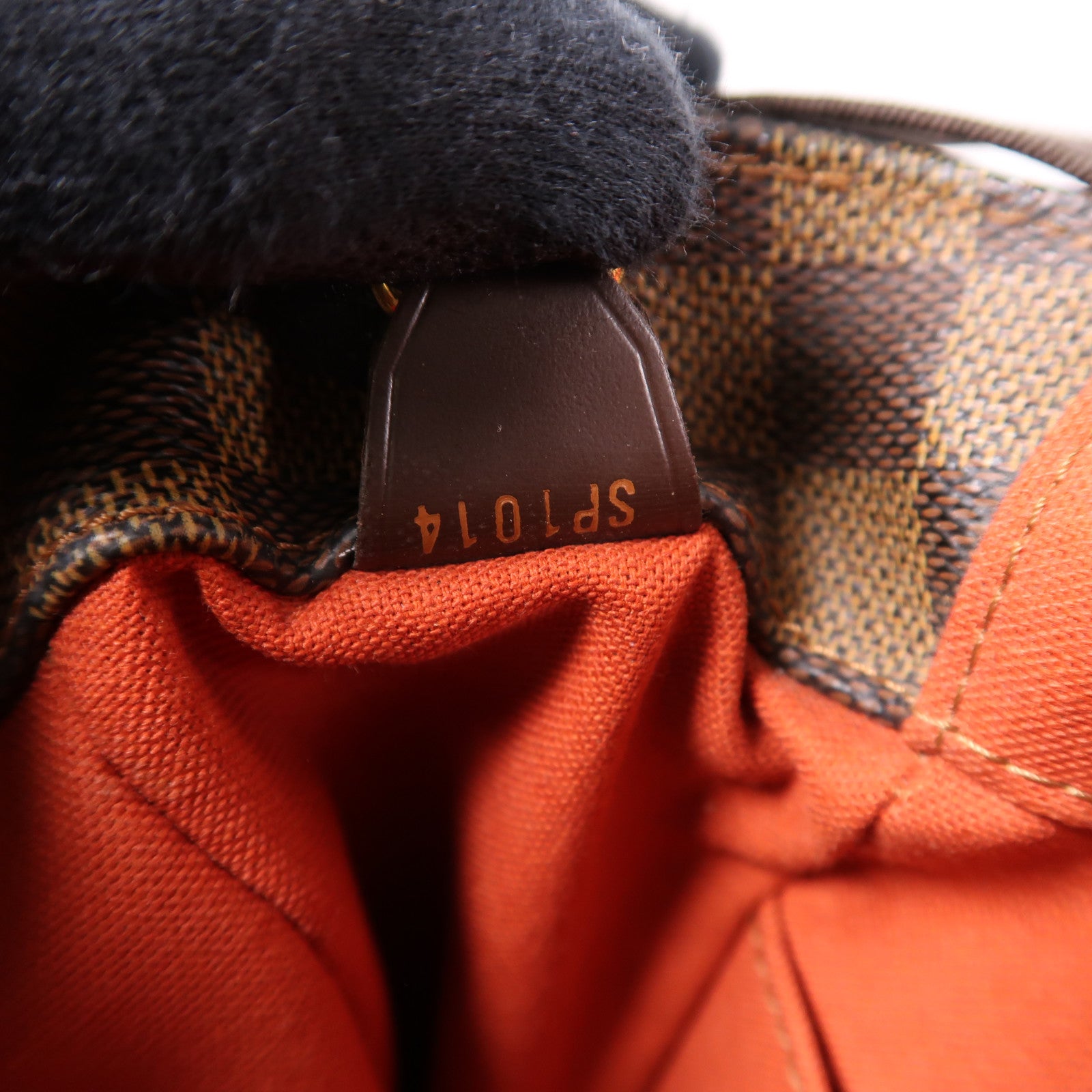 LOUIS VUITTON Damier Bastille金扣肩背袋