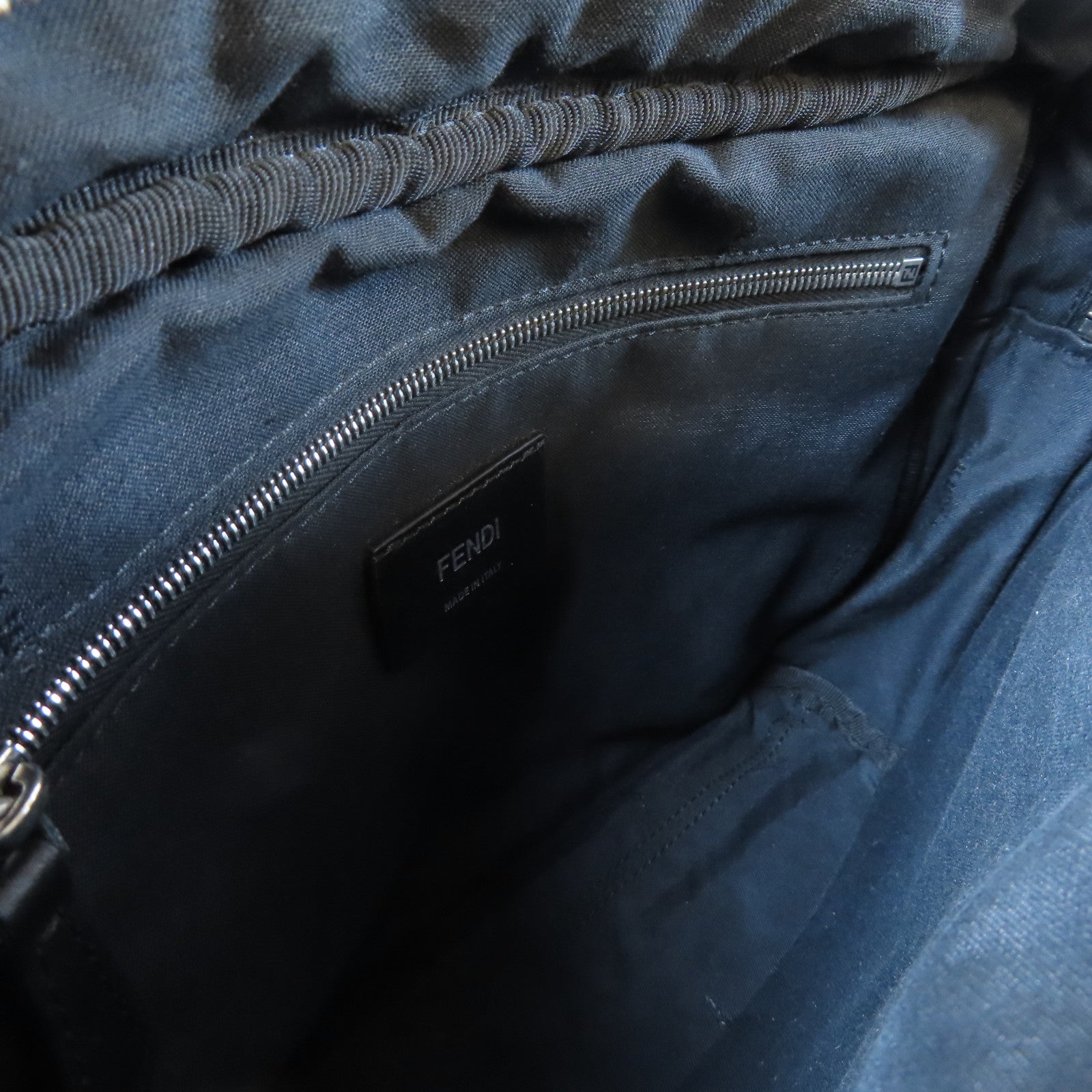FENDI 【激減優惠】尼龍Shoulder Bag銀扣肩背袋啡色