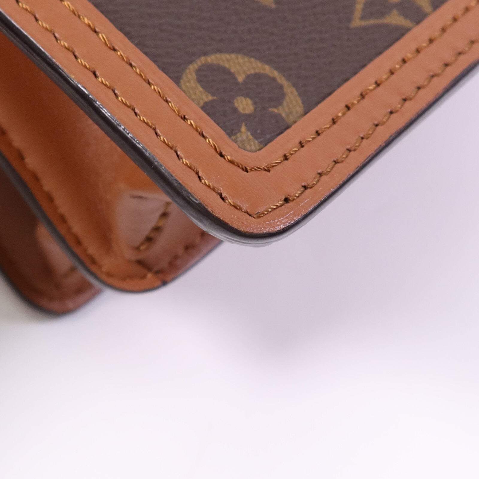 LOUIS VUITTON 【激減優惠】Monogram Reverse Mini Dauphine金扣肩背袋