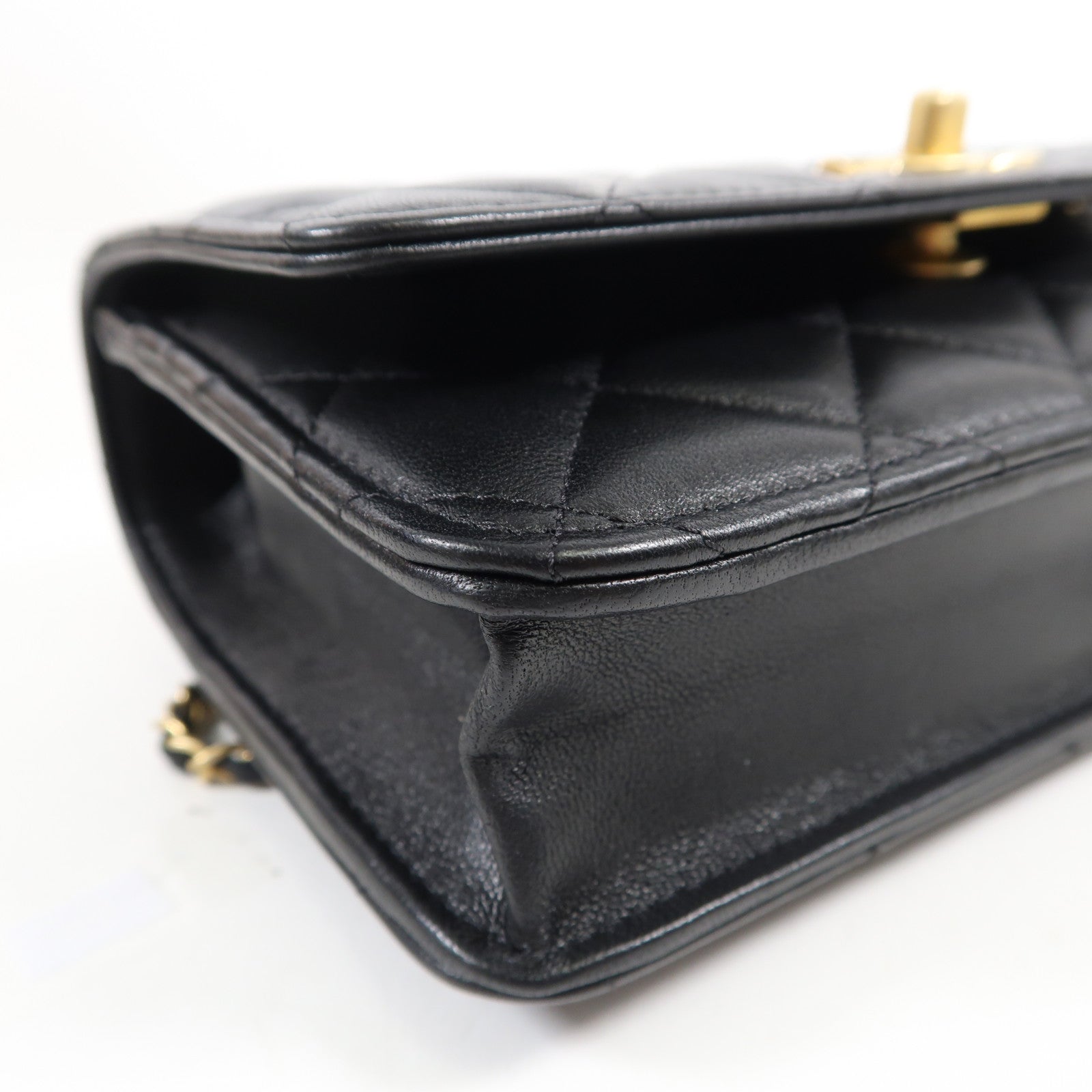 CHANEL 羊皮皮革WOC金扣鏈帶肩背袋