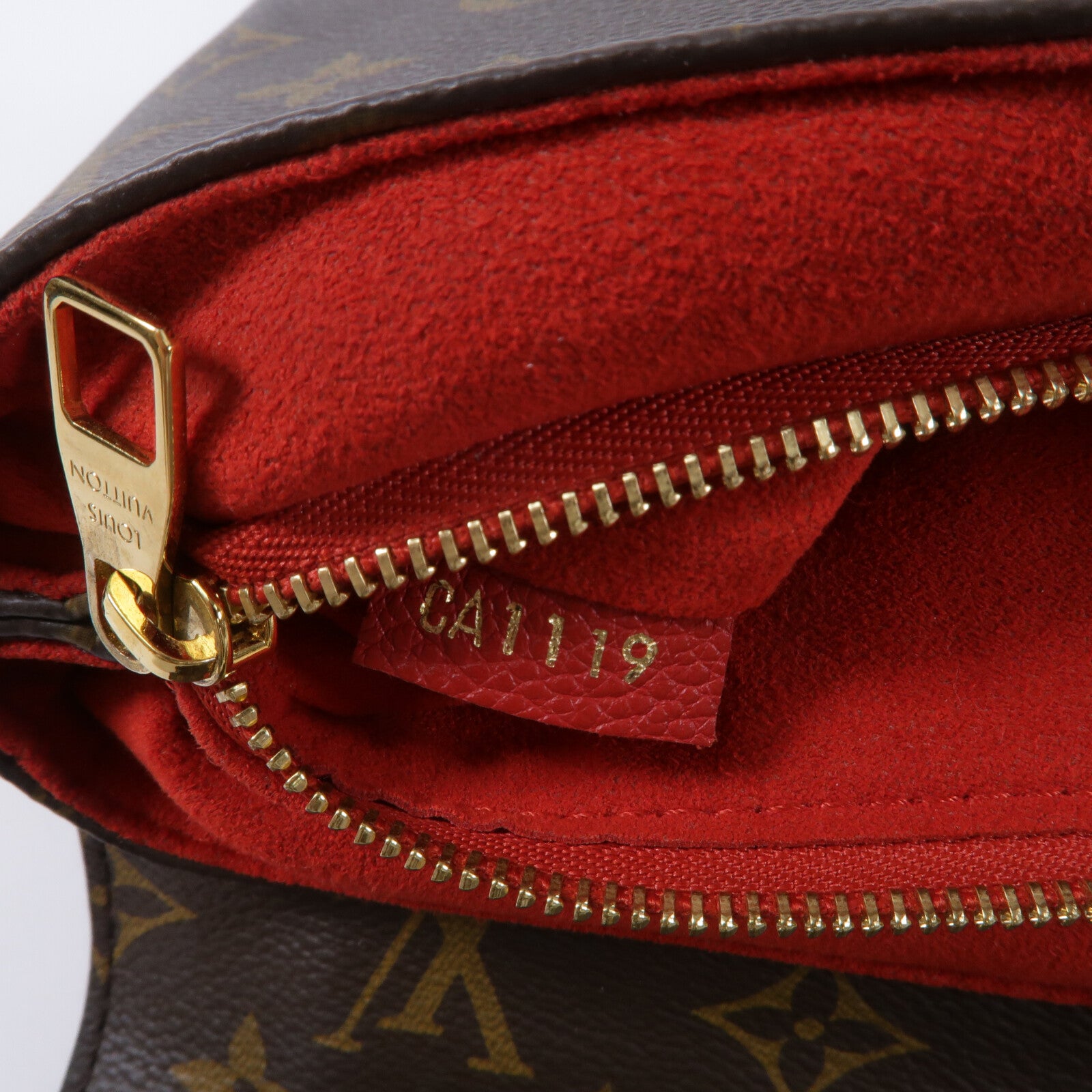 LOUIS VUITTON Monogram Saint Placide肩背袋