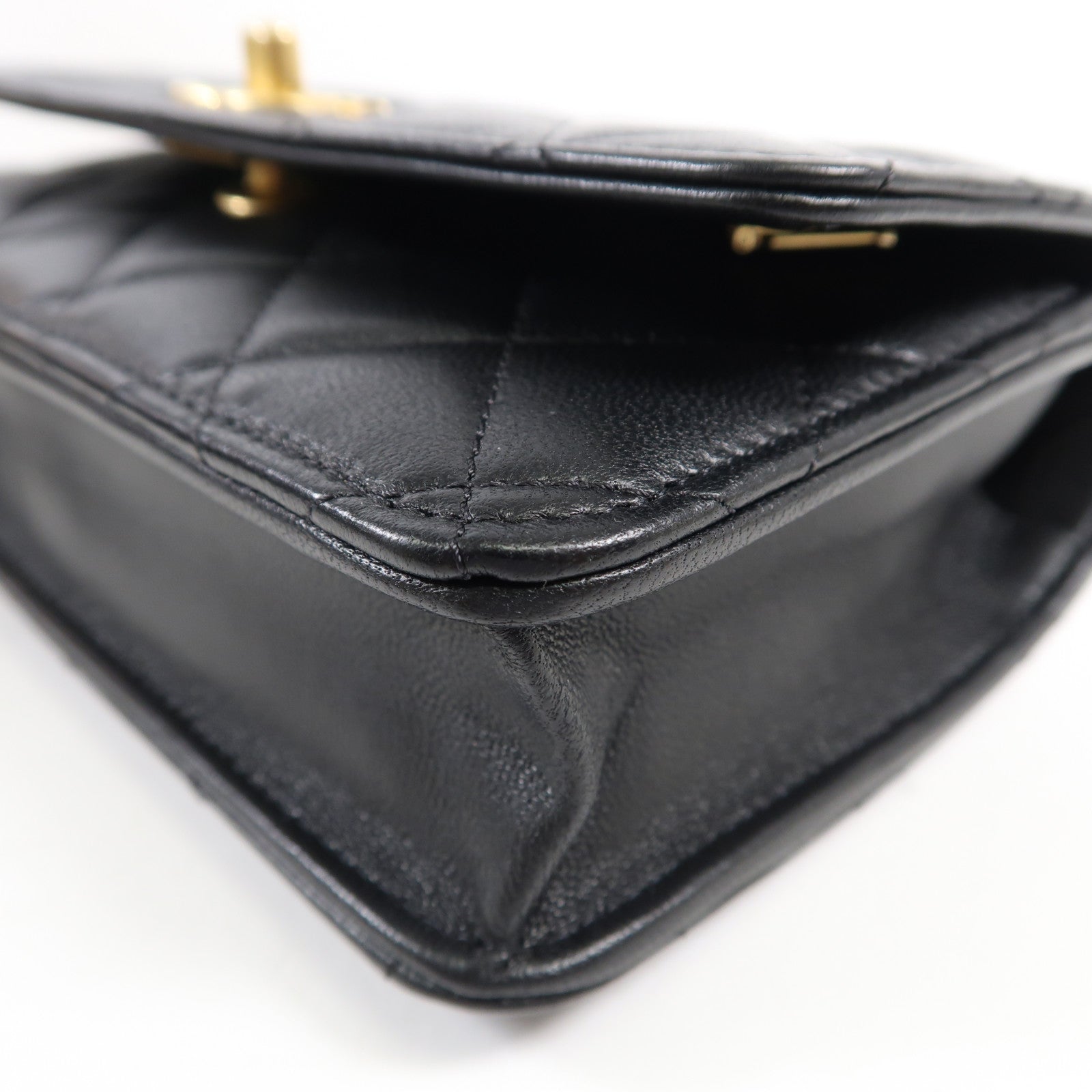 CHANEL 羊皮皮革WOC金扣鏈帶肩背袋