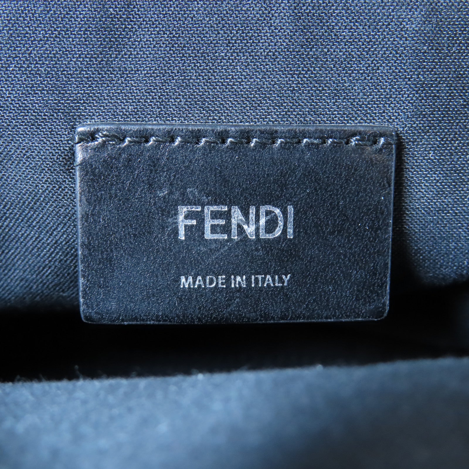 FENDI 【激減優惠】尼龍Shoulder Bag銀扣肩背袋啡色
