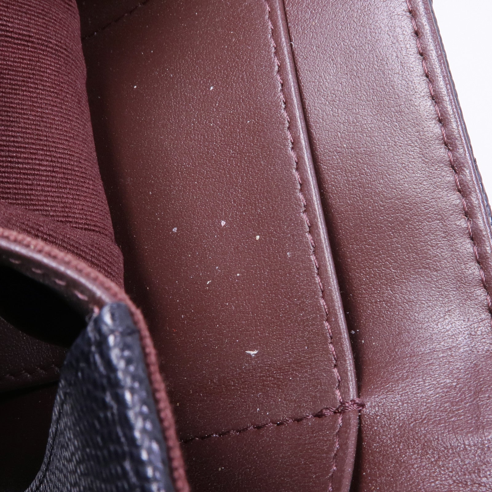 CHANEL 牛皮皮革Wallet金扣錢包