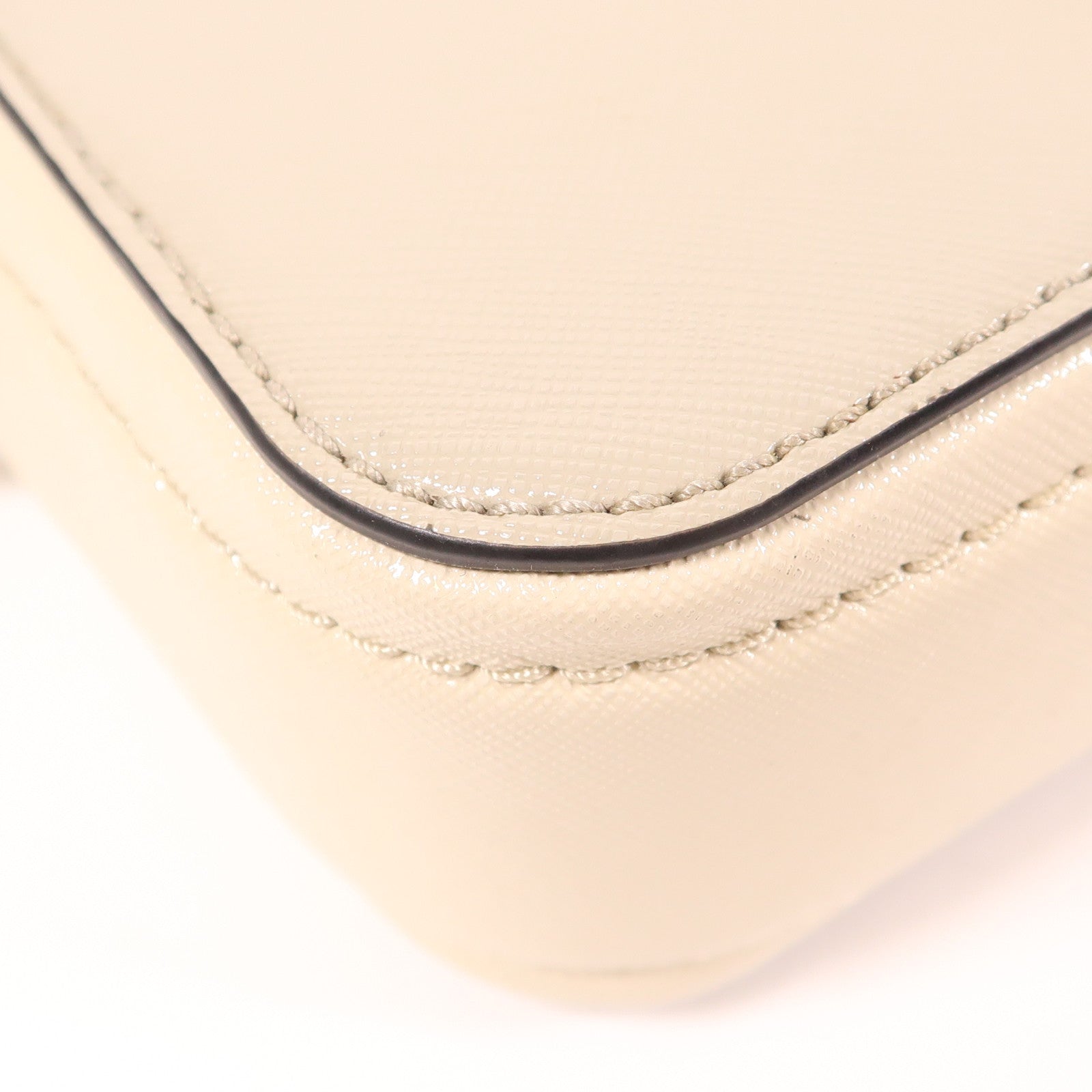 MARC JACOBS 皮革Shoulder Bag金扣肩背袋