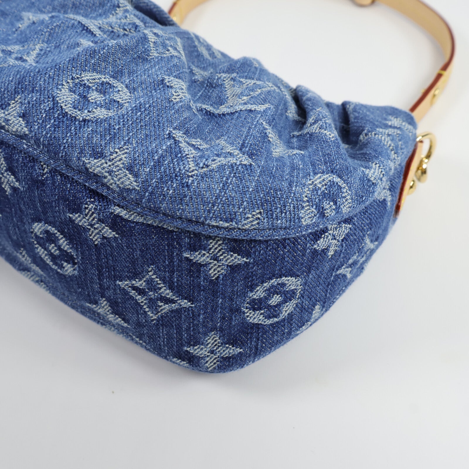 LOUIS VUITTON Monogram Denim Pochette Valley肩背袋