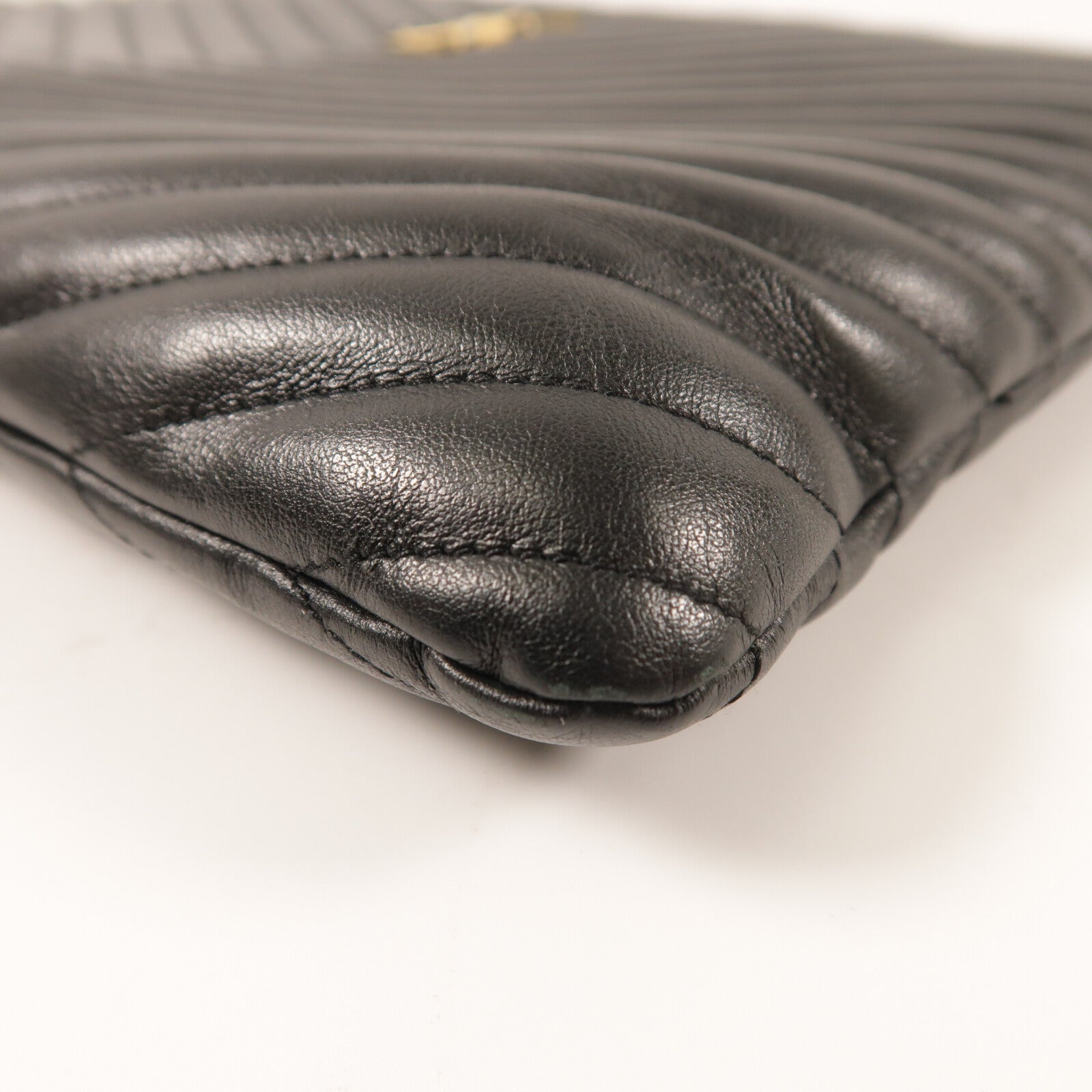 SAINT LAURENT 牛皮皮革Clutch Bag金扣手拿包