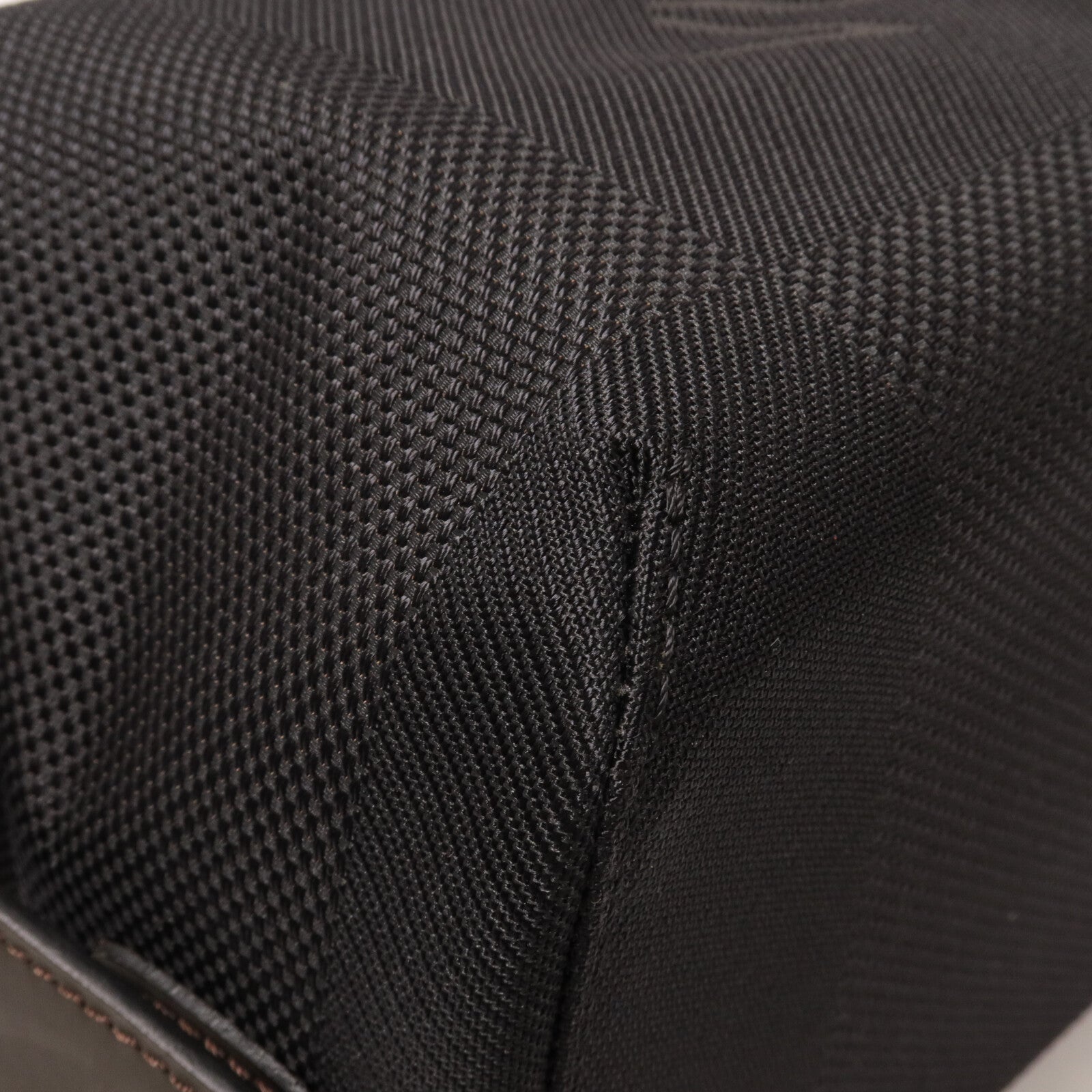 LOUIS VUITTON Damier Geant Trousse Albatros手拿包