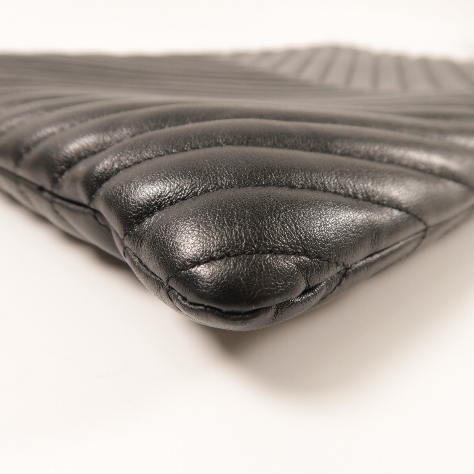 SAINT LAURENT 牛皮皮革Clutch Bag金扣手拿包