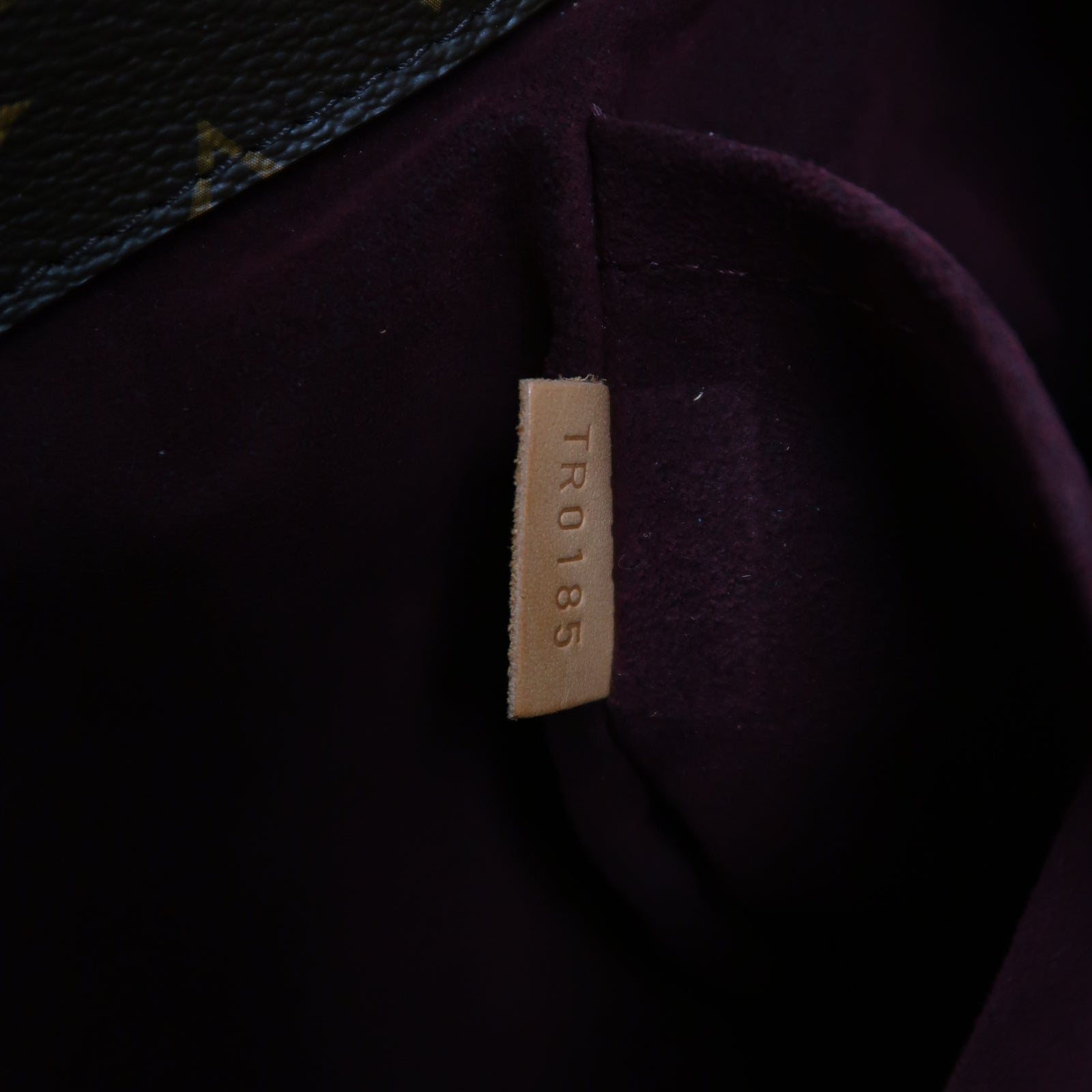 LOUIS VUITTON Monogram Montaigne MM金扣手挽肩背兩用袋啡色
