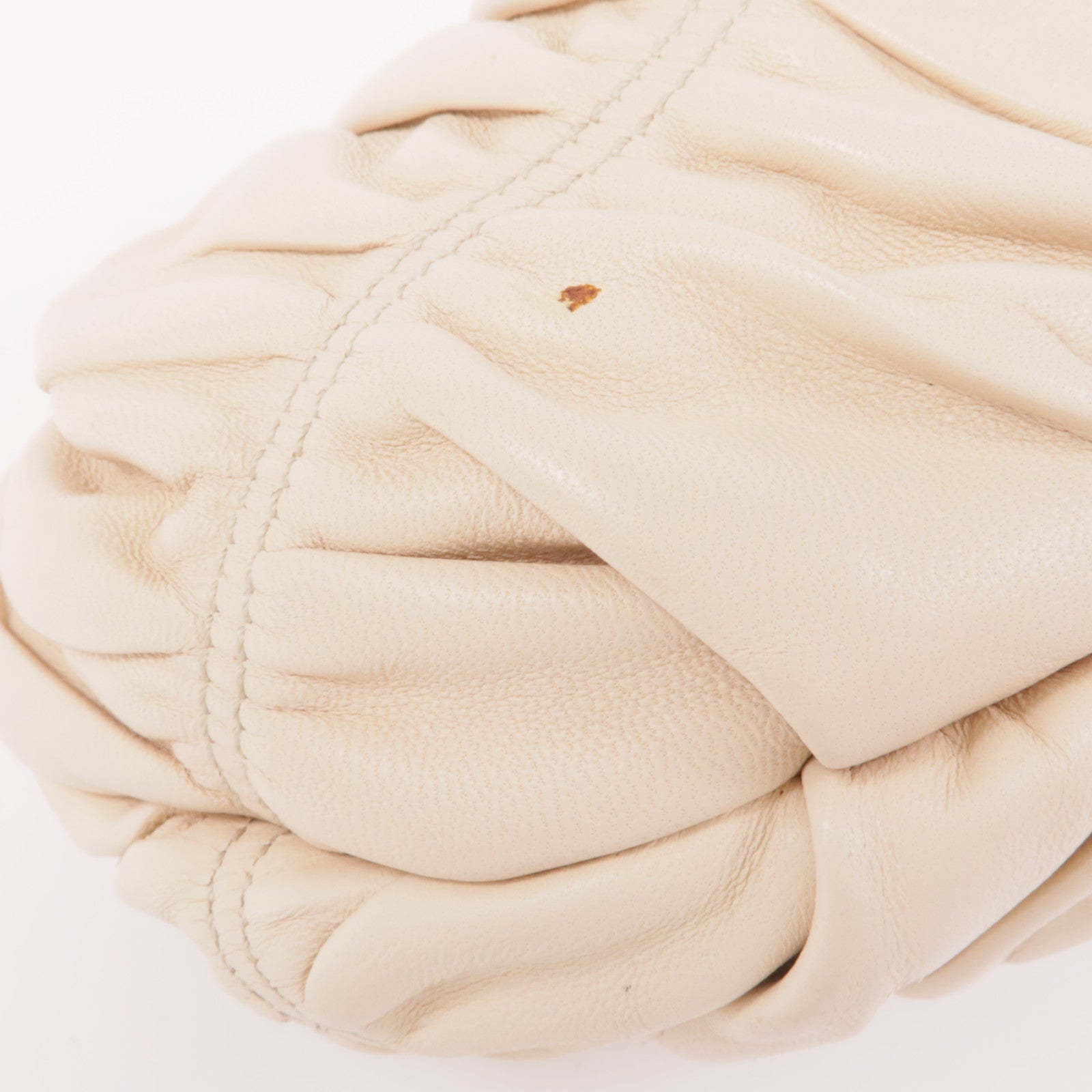 PRADA 皮革Pouch金扣手拿包