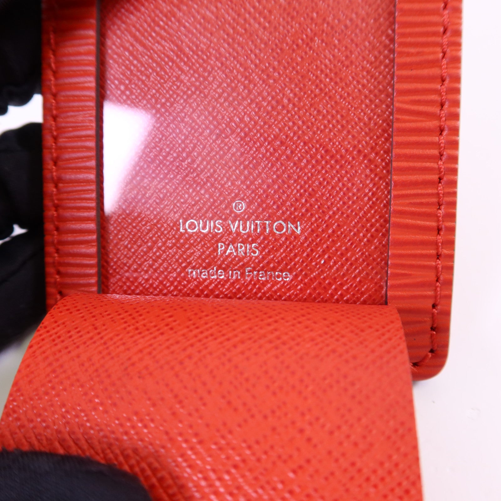 LOUIS VUITTON Epi LV x Supreme Collaboration Bag Charm Set銀扣旅行姓名標籤