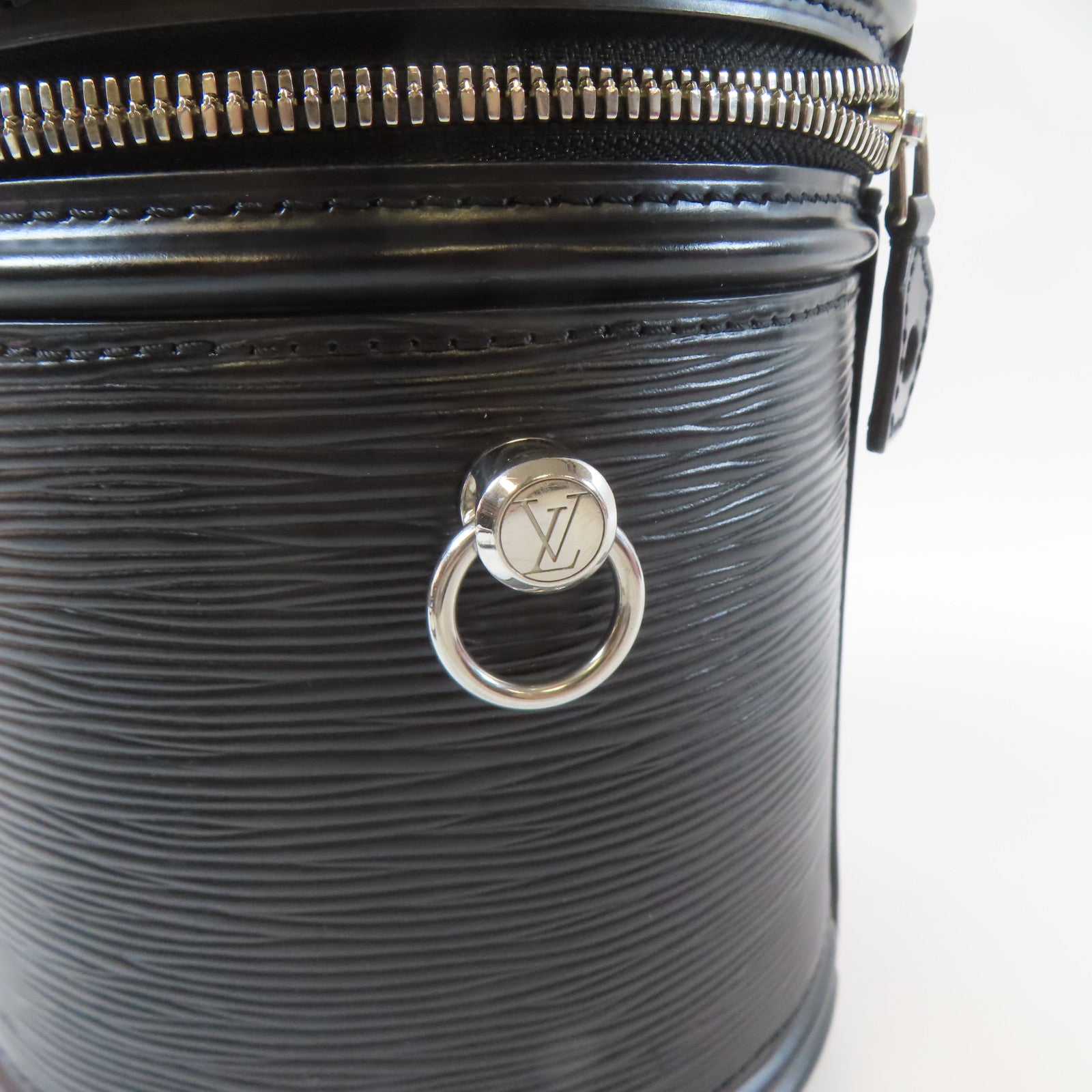 LOUIS VUITTON 【激減優惠】Epi Cannes 2 Way Shoulder Bag銀扣手挽肩背兩用袋黑色